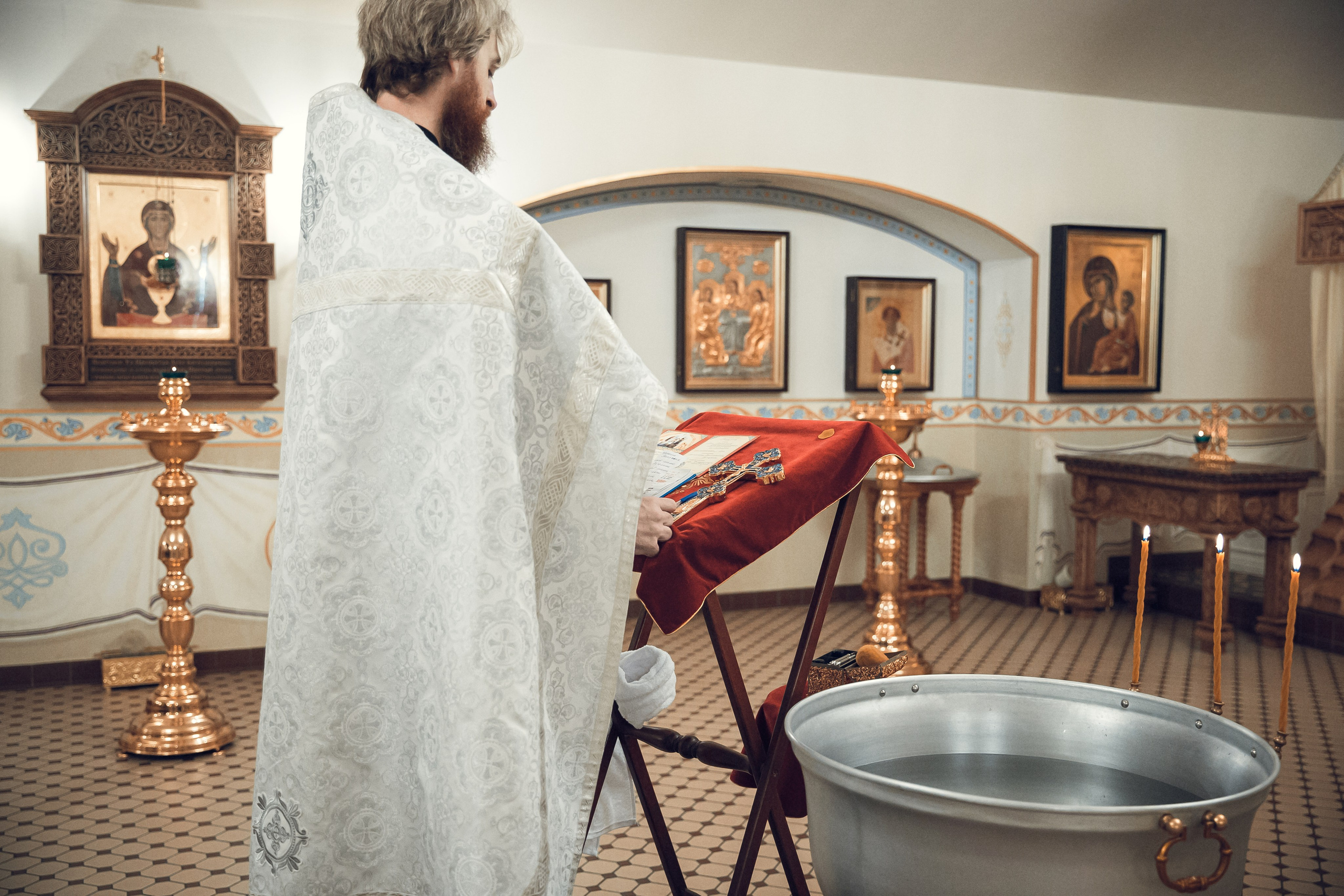 Крещение Полины. Фотограф на крещение в Рязани. Семейный фотограф