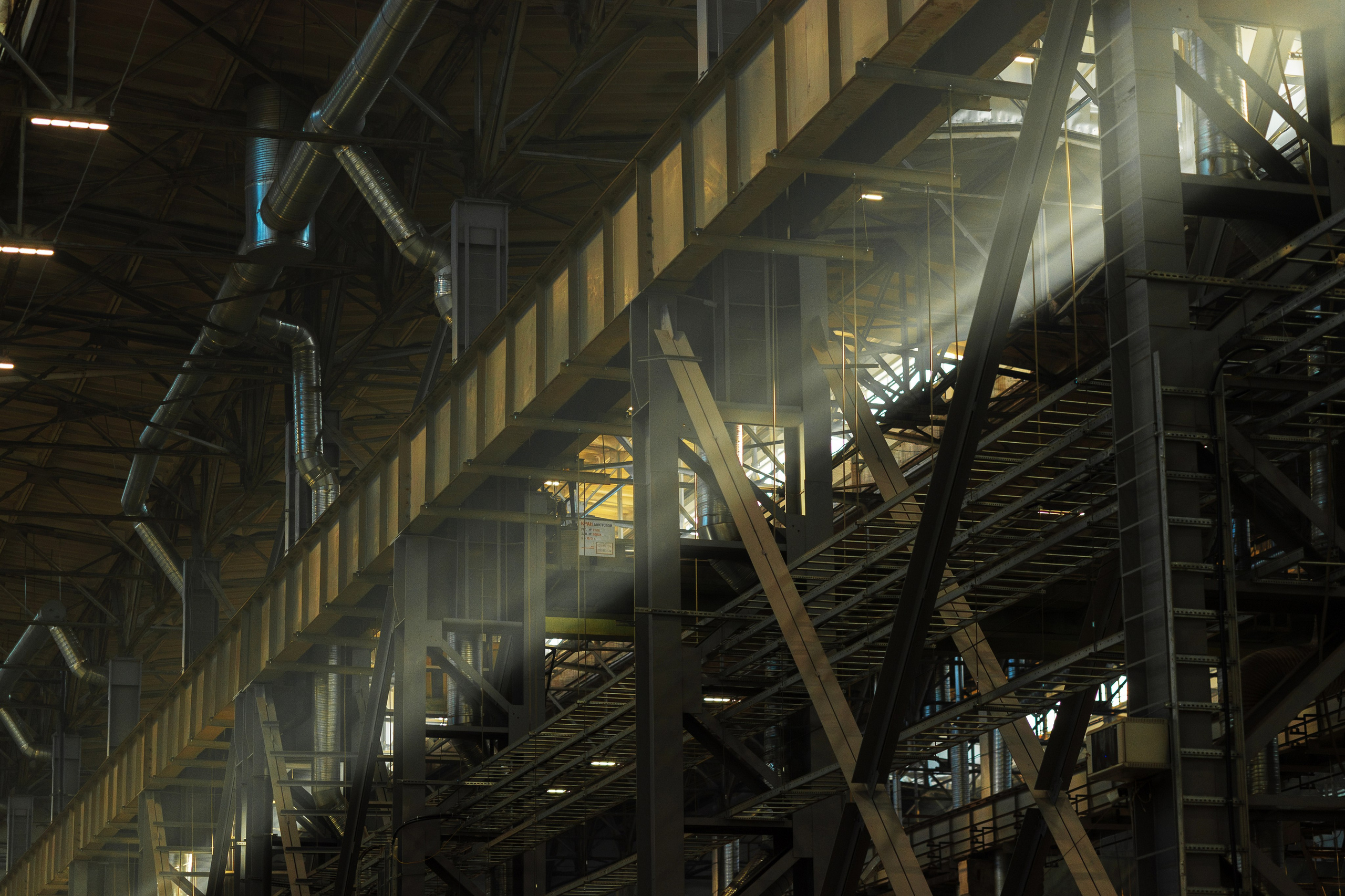 Промышленные фотографии завода Псковэлектросвар | Производство сварочного оборудования