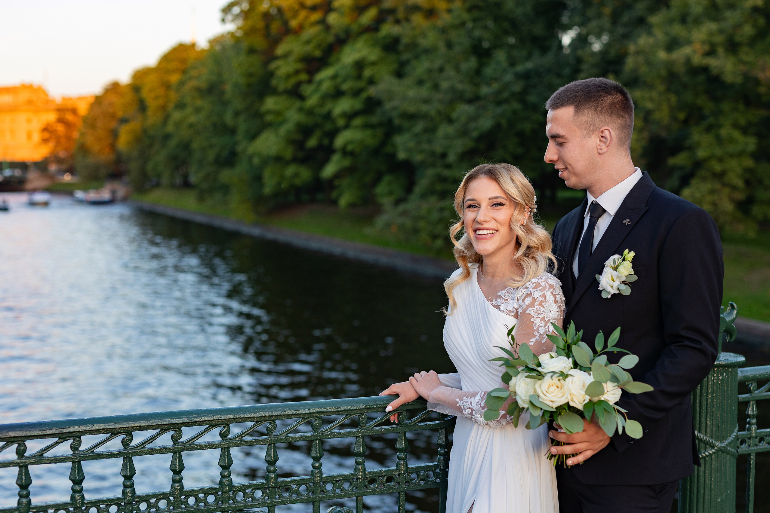 Свадебная фотосессия на закате. Семейный и свадебный фотограф в Санкт-Петербурге Татьяна Швыкова