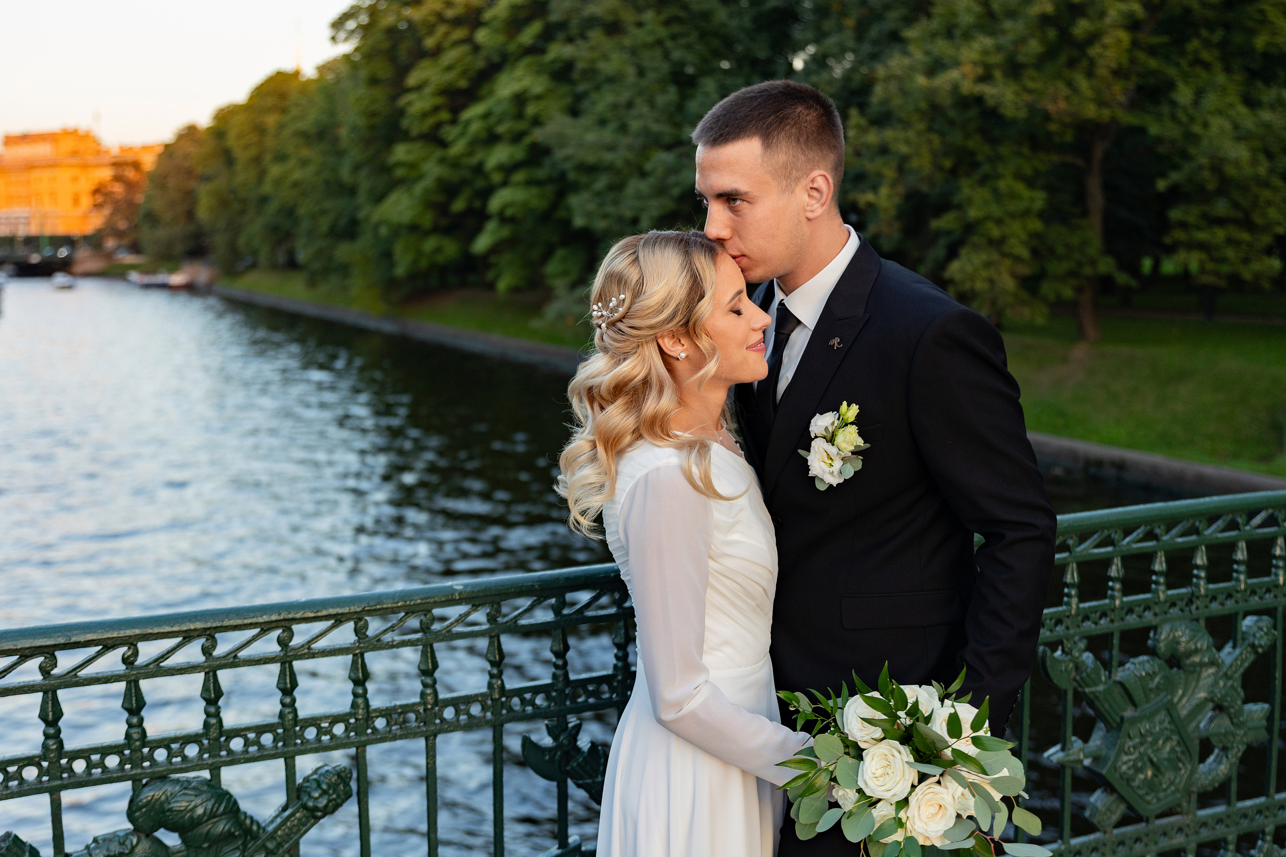 Свадебная фотосессия на закате. Семейный и свадебный фотограф в Санкт-Петербурге Татьяна Швыкова