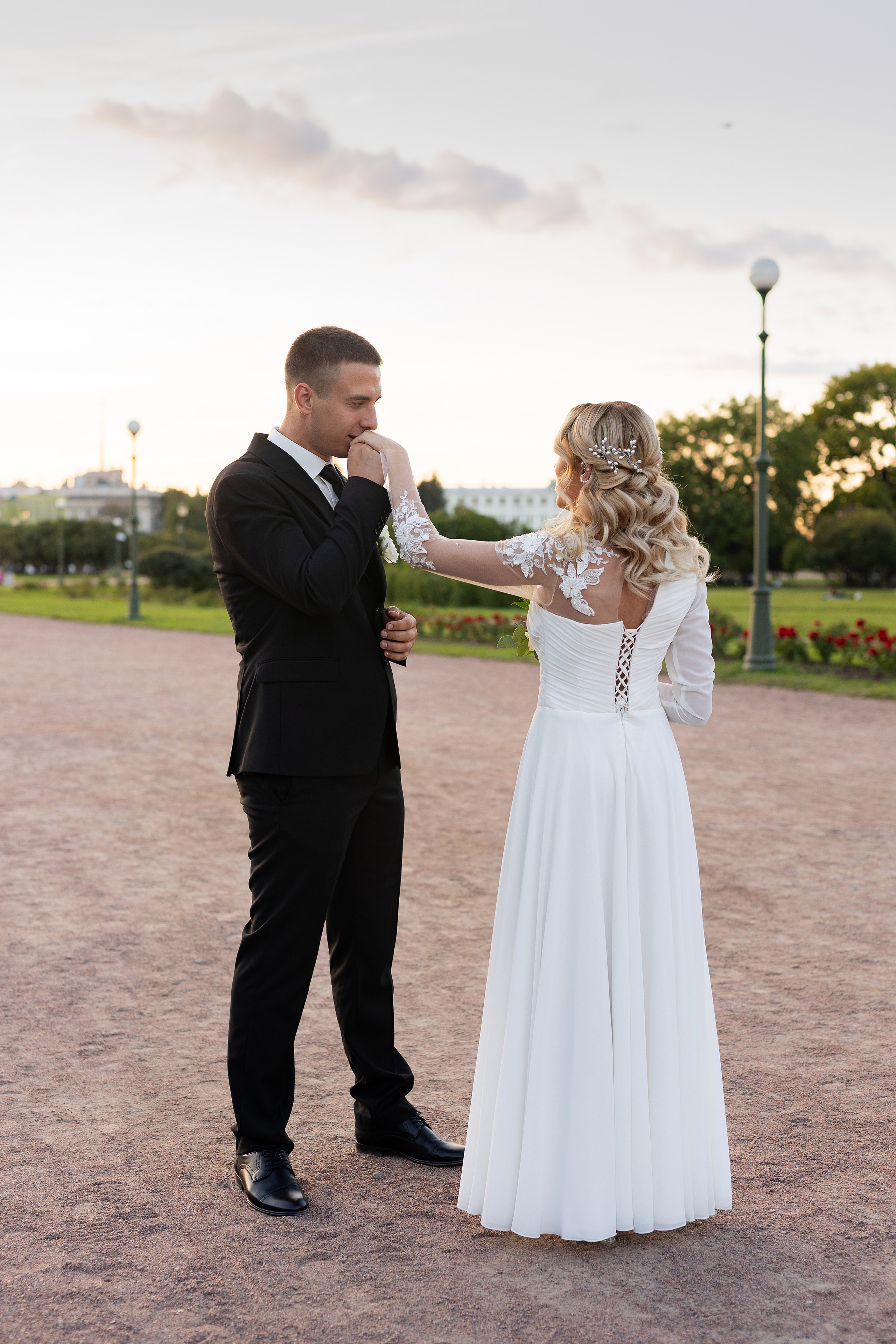 Свадебная фотосессия на закате. Семейный и свадебный фотограф в Санкт-Петербурге Татьяна Швыкова