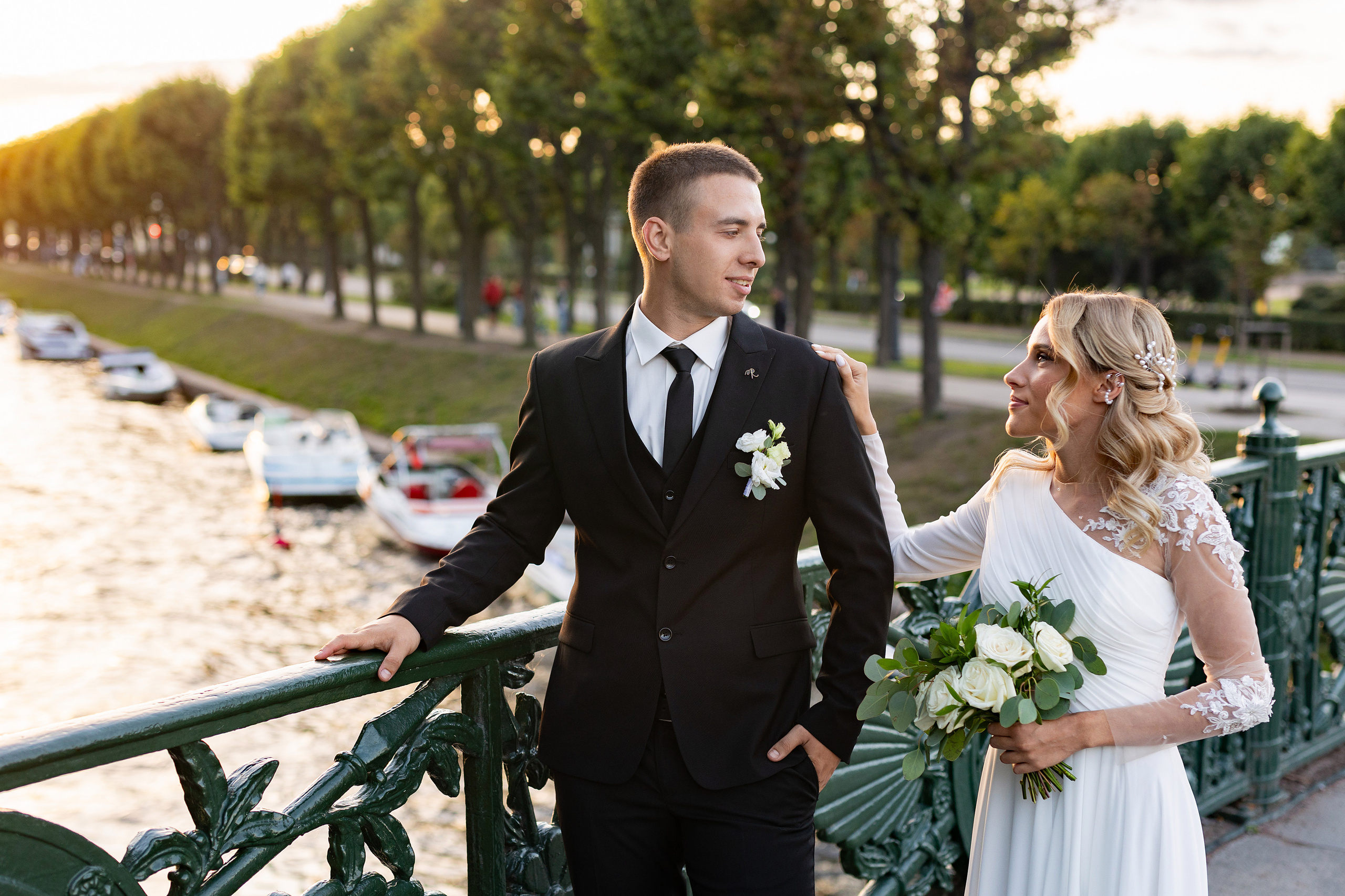 Свадебная фотосессия на закате. Семейный и свадебный фотограф в Санкт-Петербурге Татьяна Швыкова