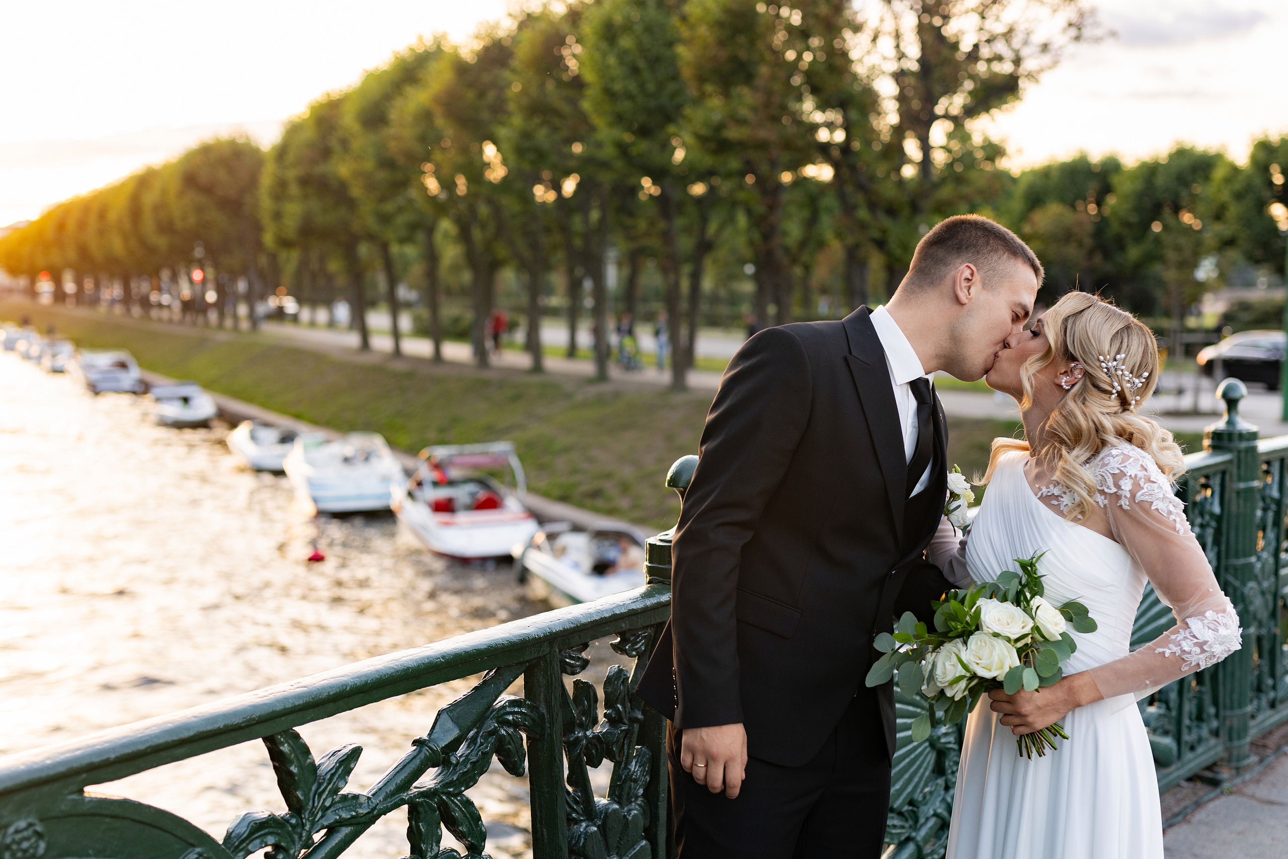 Свадебная фотосессия на закате. Семейный и свадебный фотограф в Санкт-Петербурге Татьяна Швыкова