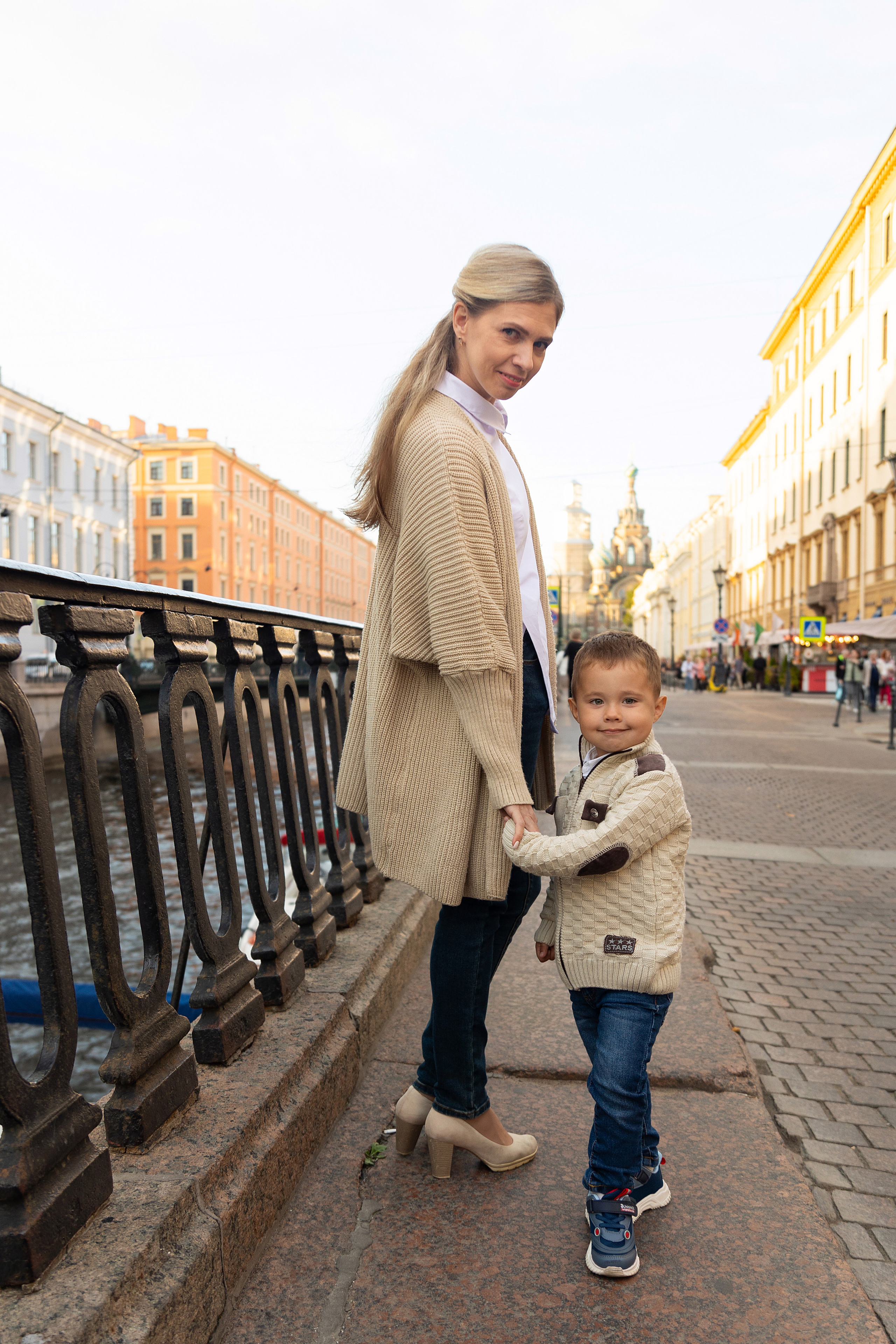 Фотопрогулка в центре города. Семейный и свадебный фотограф в Санкт-Петербурге Татьяна Швыкова