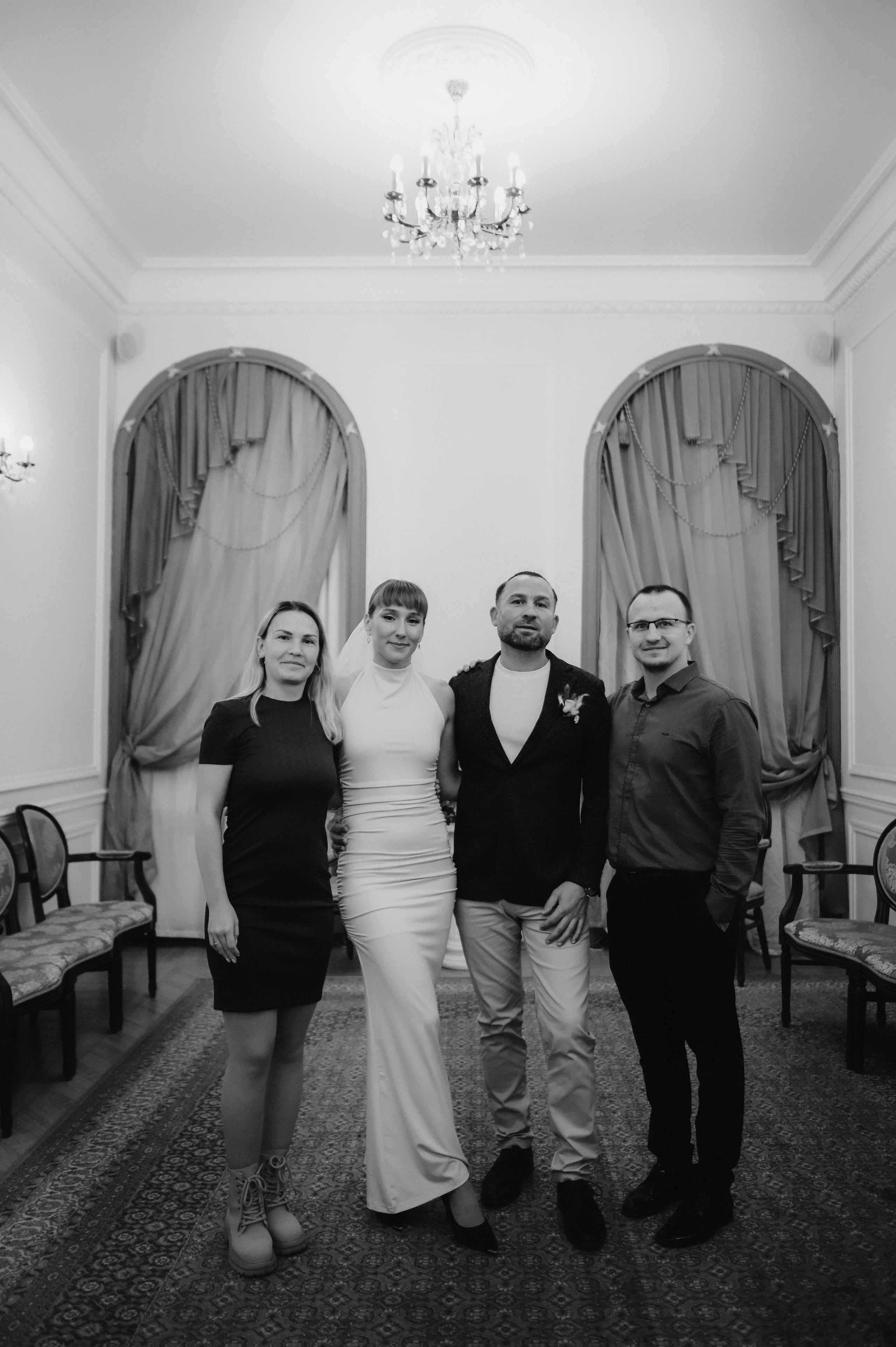 Свадебная прогулка. Ксения и Василий. Семейный и свадебный фотограф в Санкт-Петербурге Яна