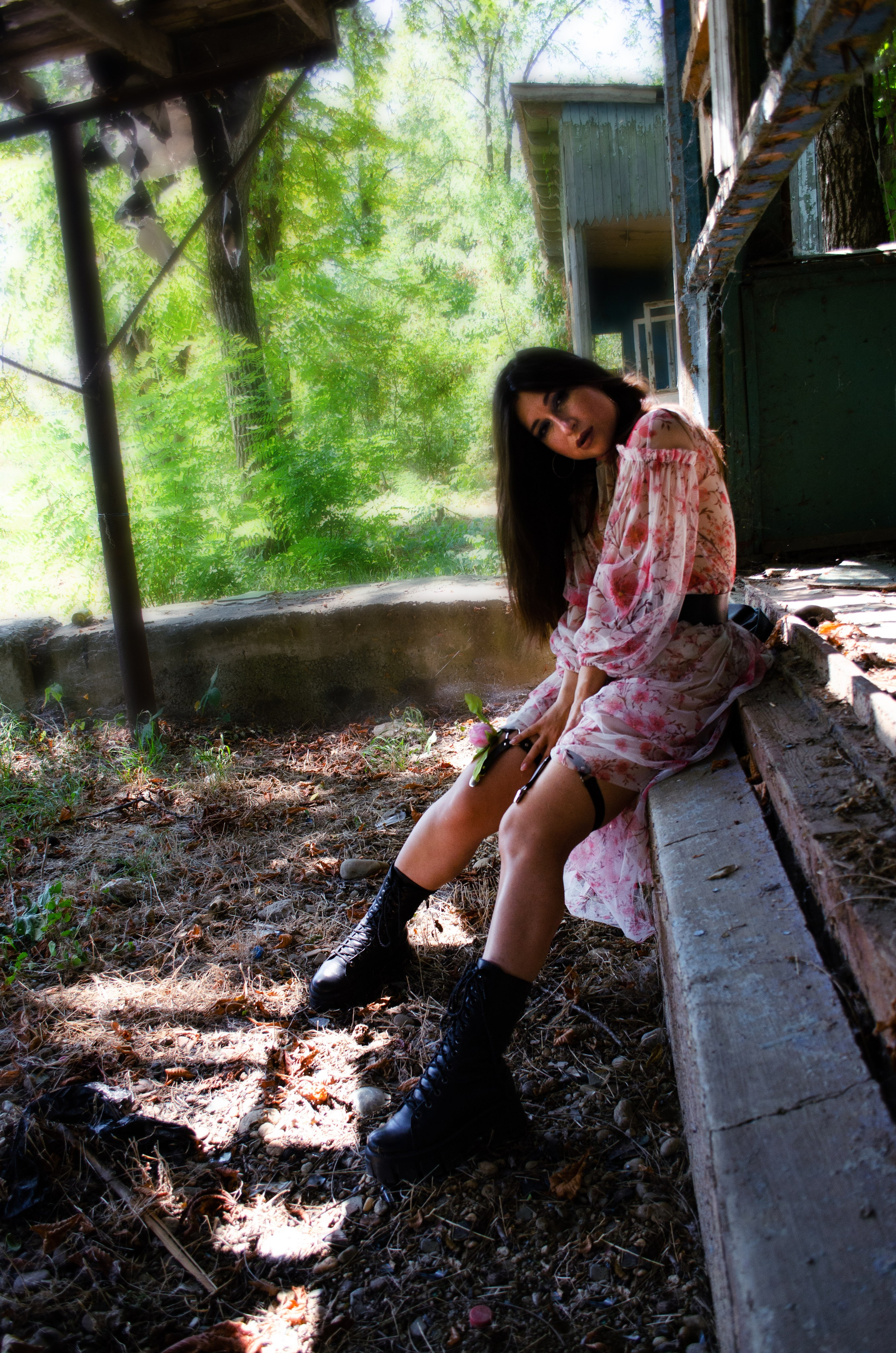 Ирина. Заброшке в стиле Voque. Портретный фотограф в Краснодаре Юлия Кудряшова