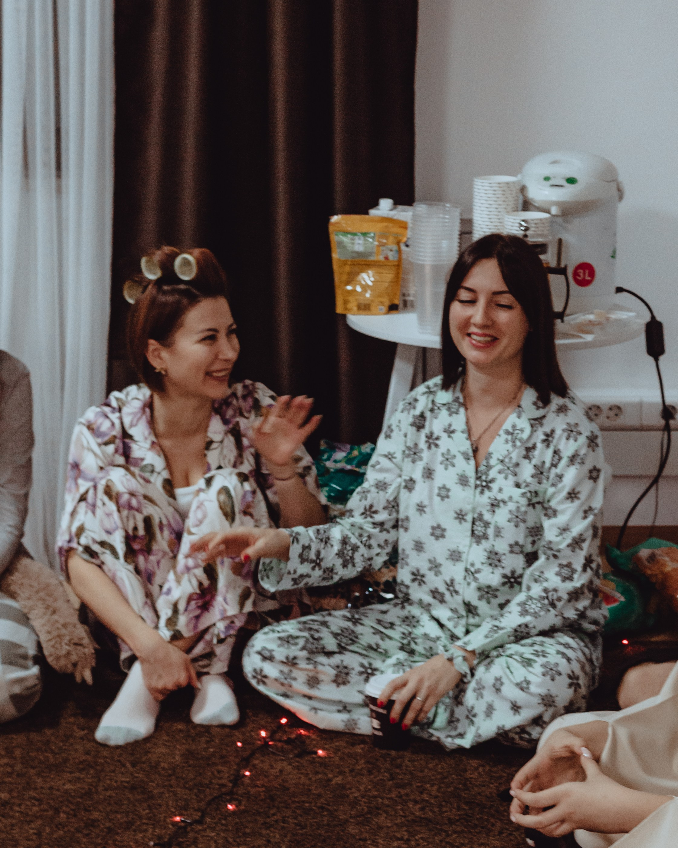 Женский новогодний корпоратив. Фотограф Старый Оскол Мавлыга Мария