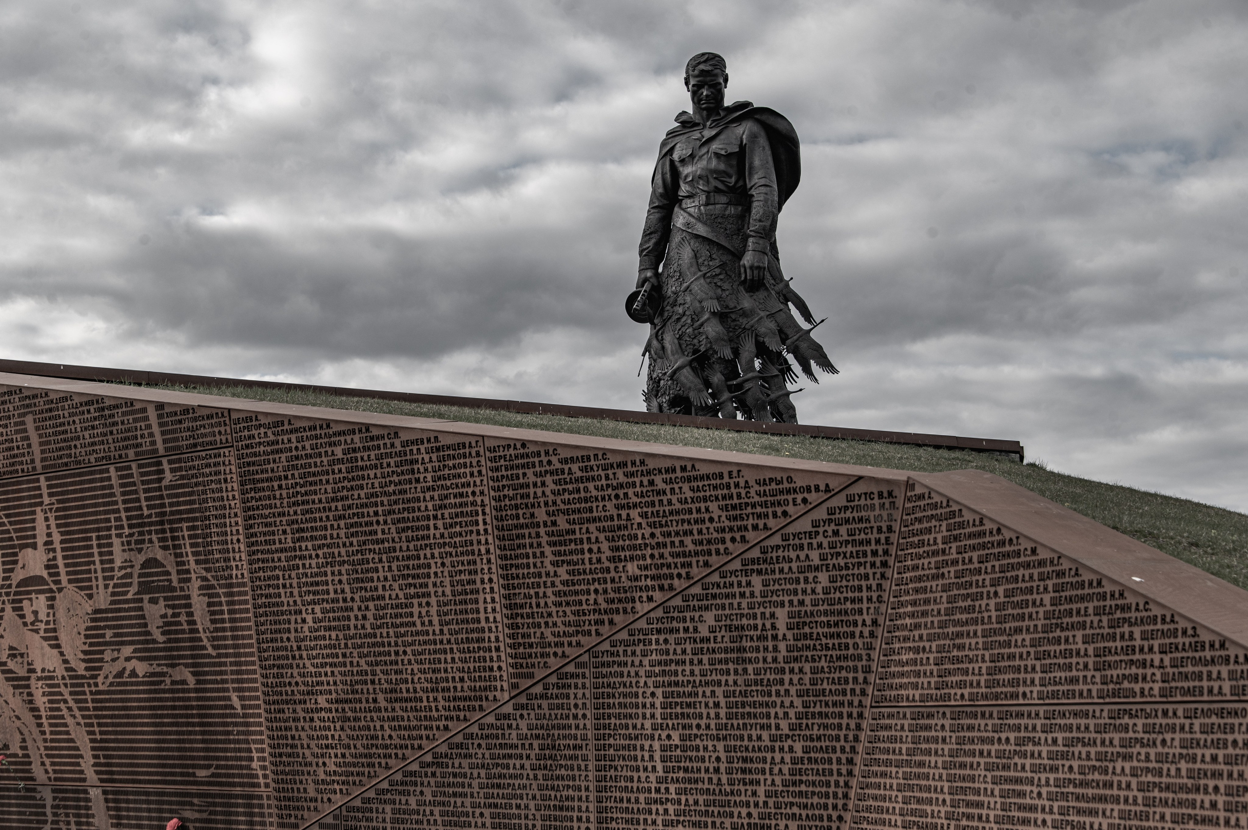 Ржевский мемориал. Фотограф Роман Адлер