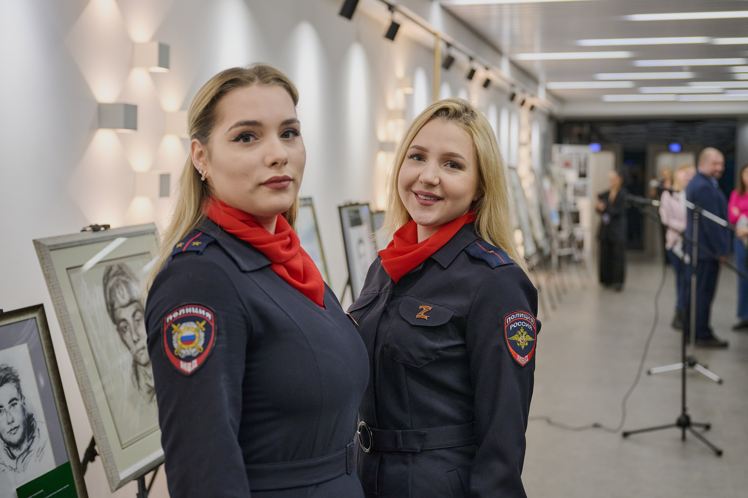 Фотовыставка «Территории» в Росгеолфонде. Фотограф Роман Адлер