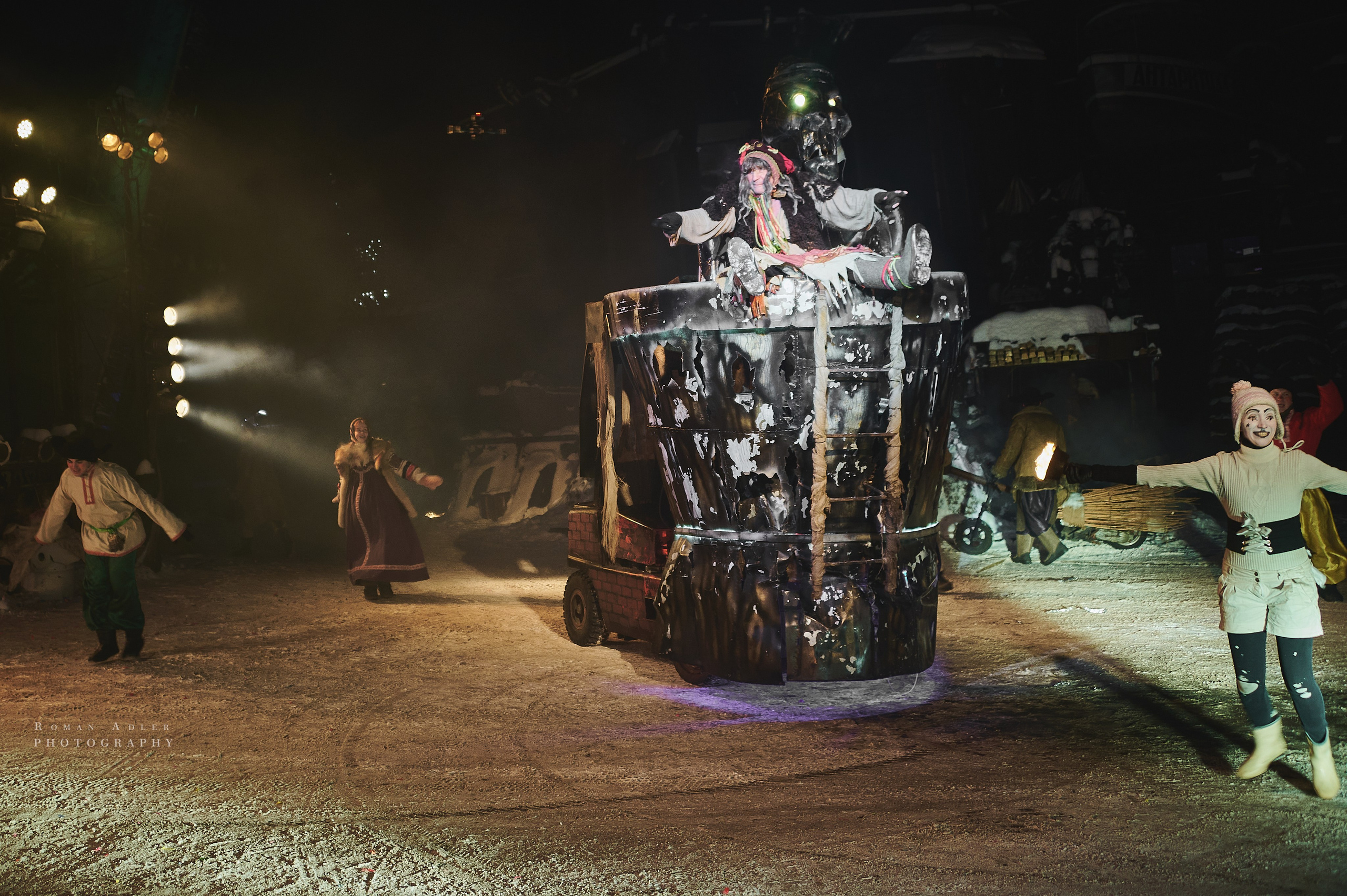 Новогодняя сказка от Ночных волков. Фотограф Роман Адлер