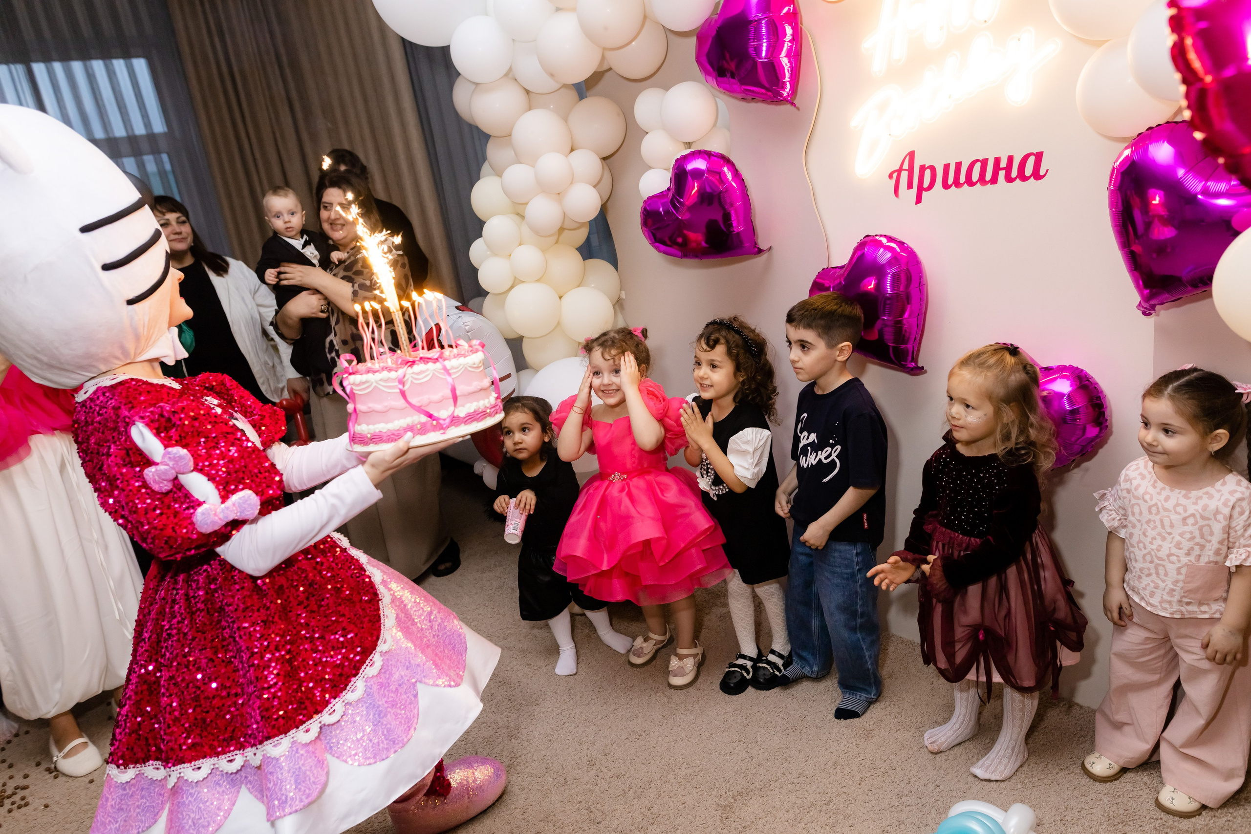 В детских лофтах. ФОТОГРАФ НОВОСИБИРСК — АЛЁНА ЖИГАЛЕЕВА