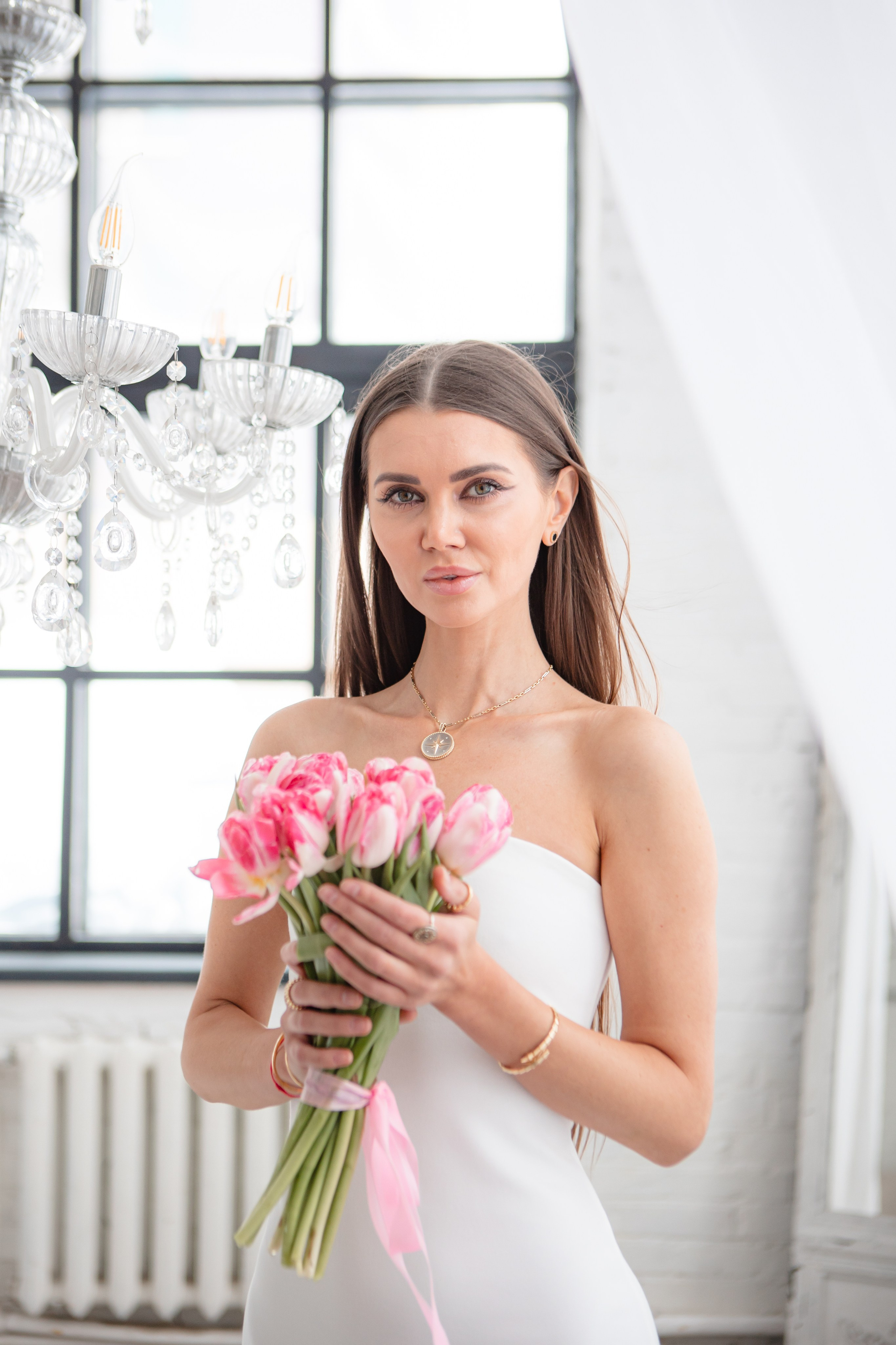 Алёна тюльпаны. Главная