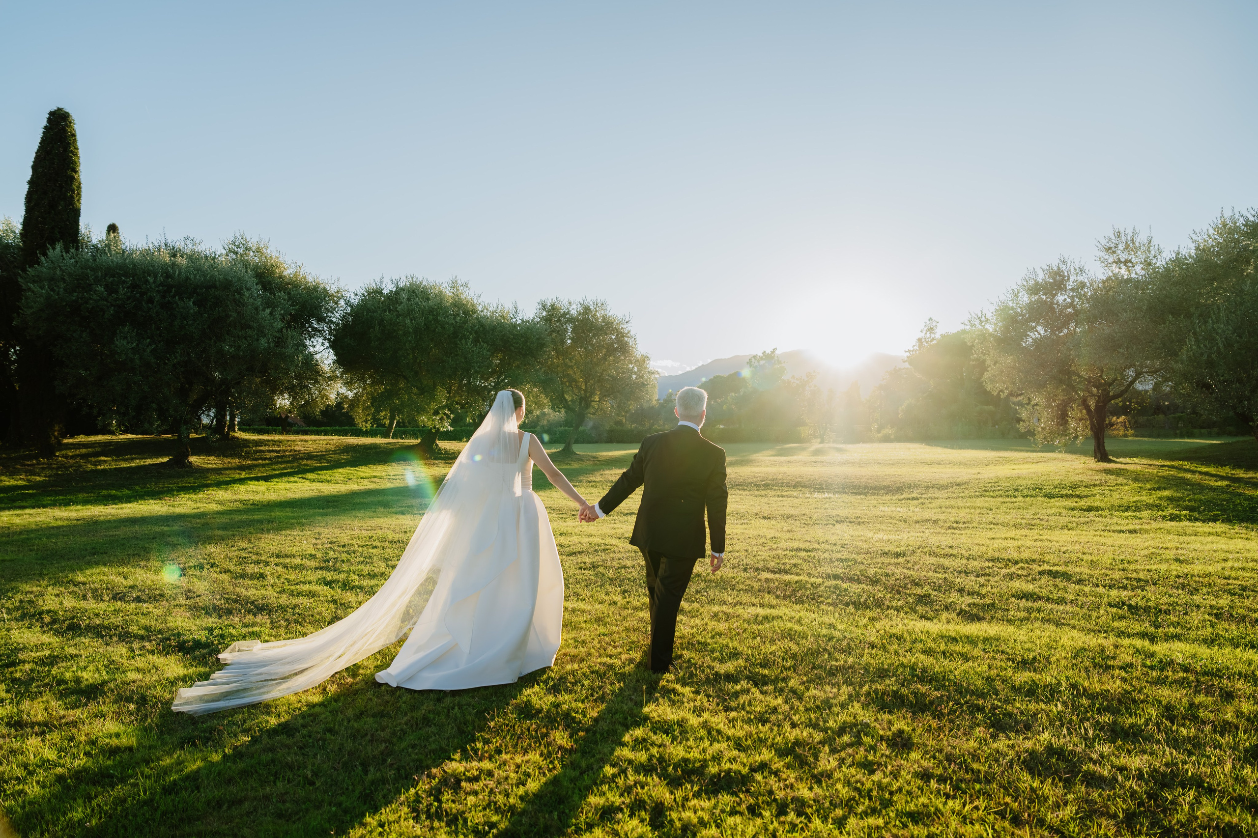 Vera & Lorenzo | Biella, Italy. Professional Wedding Photographer Geneva & Romande Switzerland | Tanya Creator