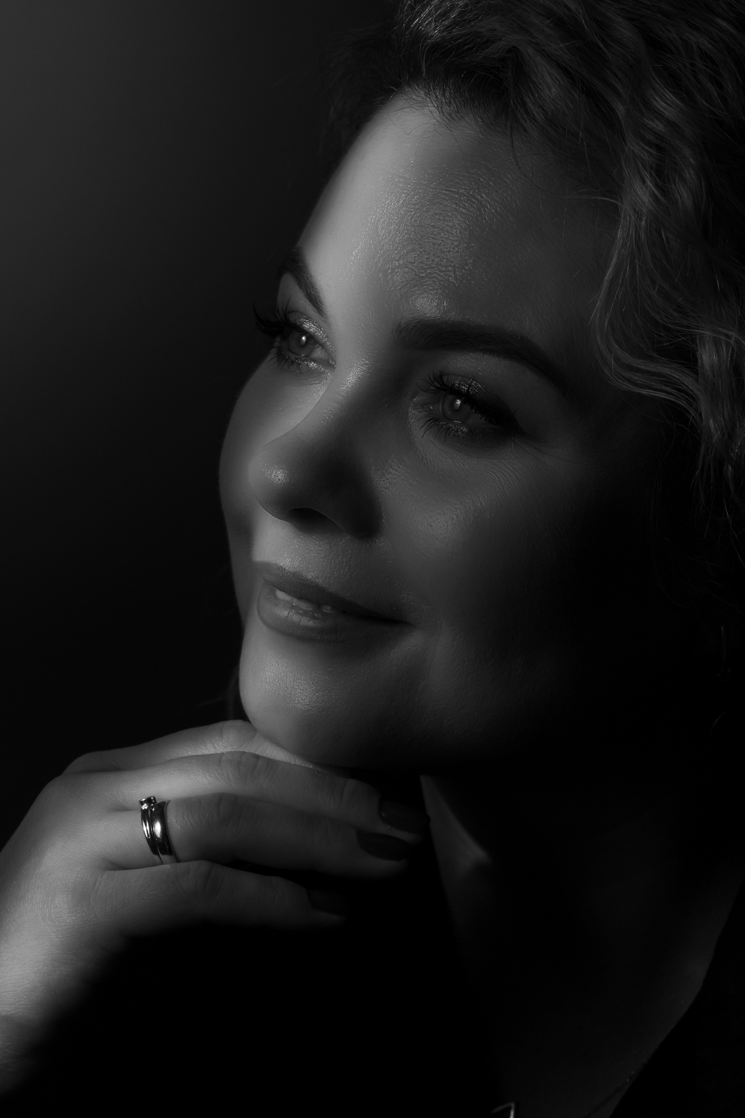 ЧБ портреты. Фотостудия Алматы. Фотосъемка Алматы. Фотосессия Алматы. Фотокурсы. Обучение фотографии. Аренда студии