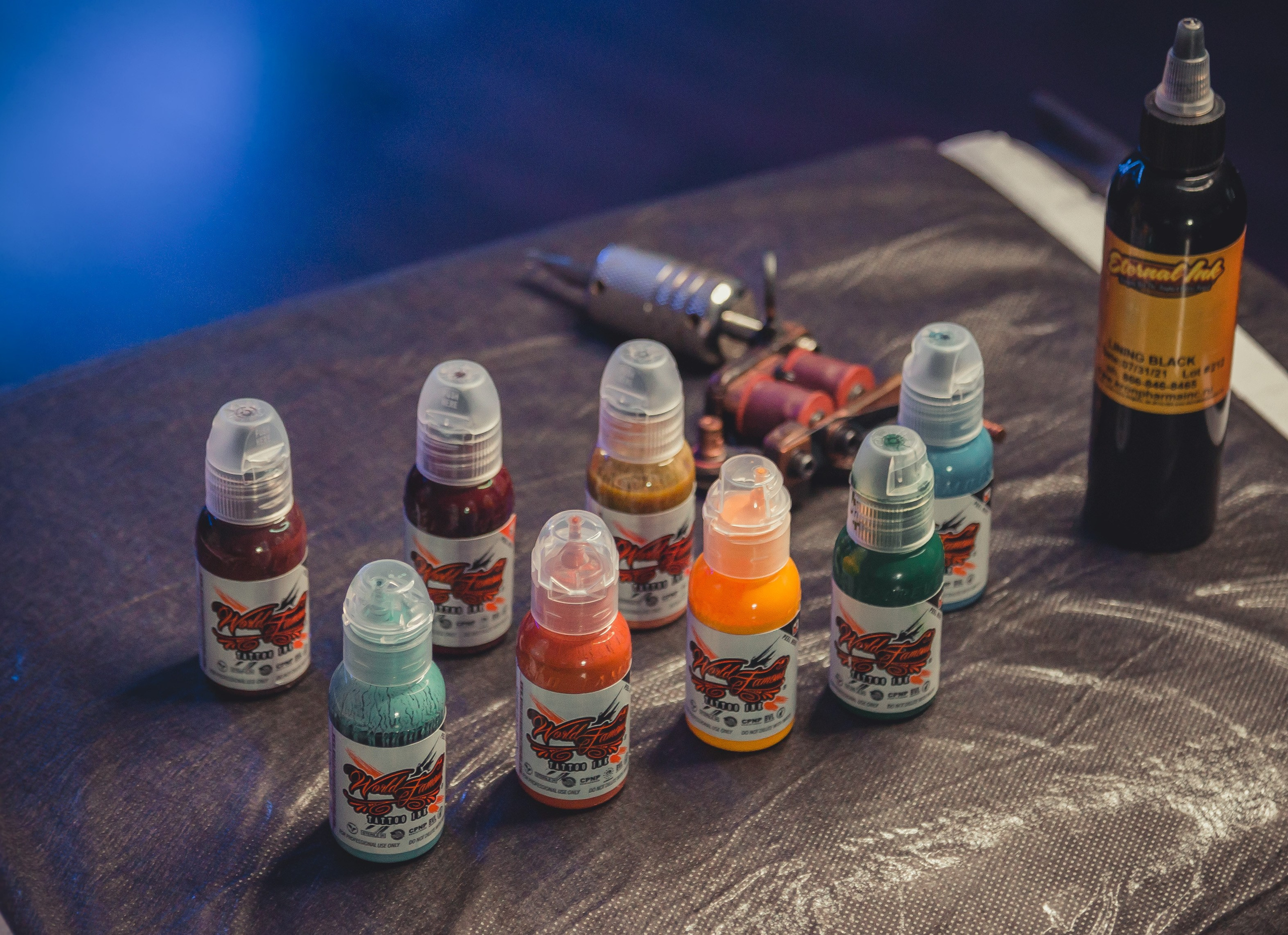 В тату студии. Фотограф в Москве Виталий Мишкин