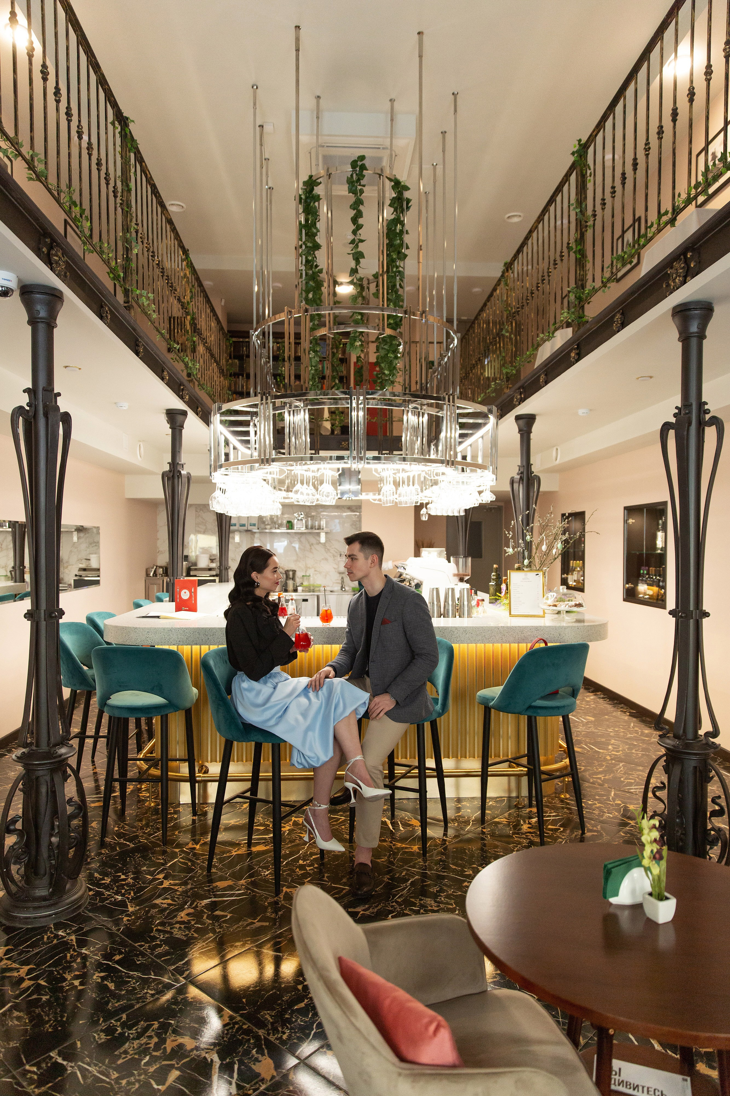 Фотосессия лав стори в отеле. Свадебный и портретный фотограф в Санкт-Петербурге Надежда Чечулина