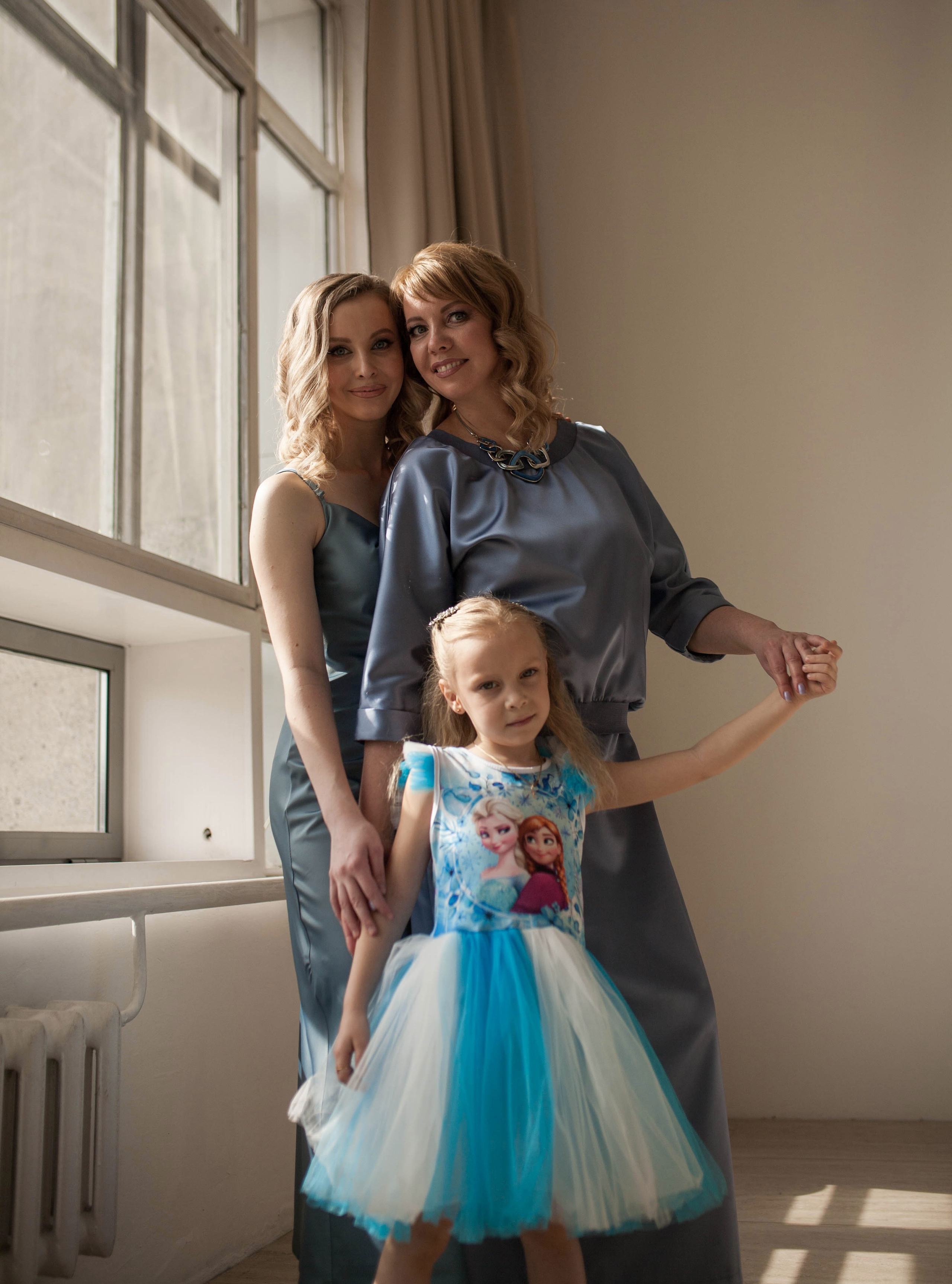 Семейная съемка в фотостудии Gallery. Фотограф Красноярск Базуев Марк