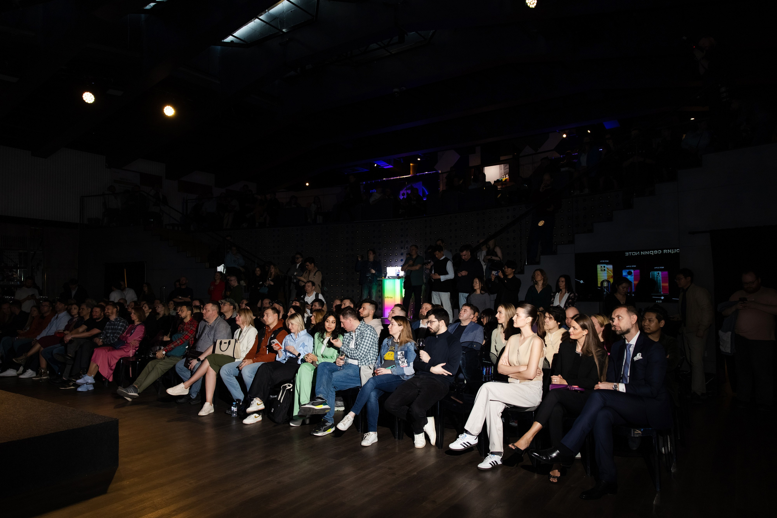 Презентация Infinix. Свадебный репортажный фотограф в Москве