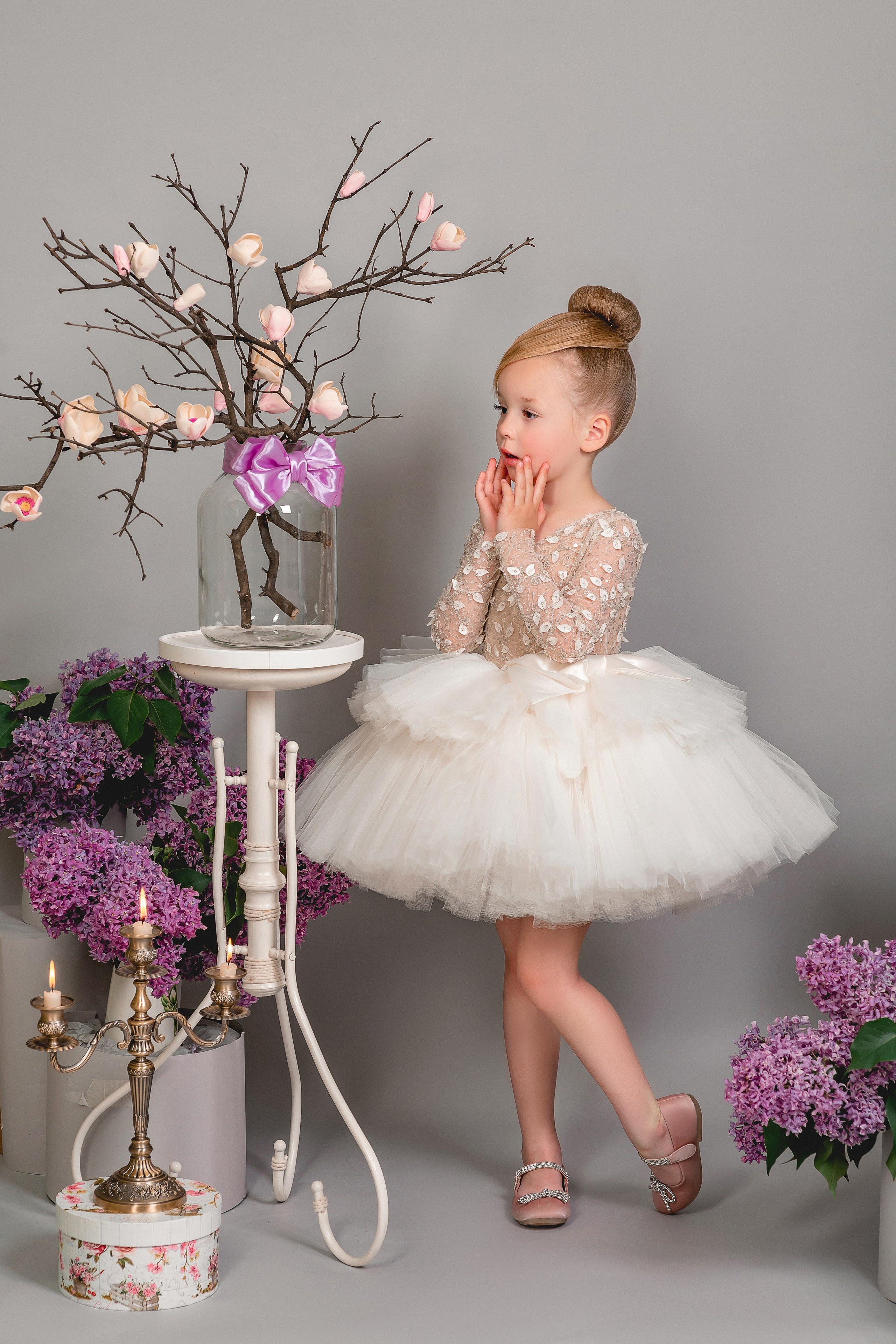 Полина в сирени и магнолии 2024. Семейный и детский фотограф Наталья Горда