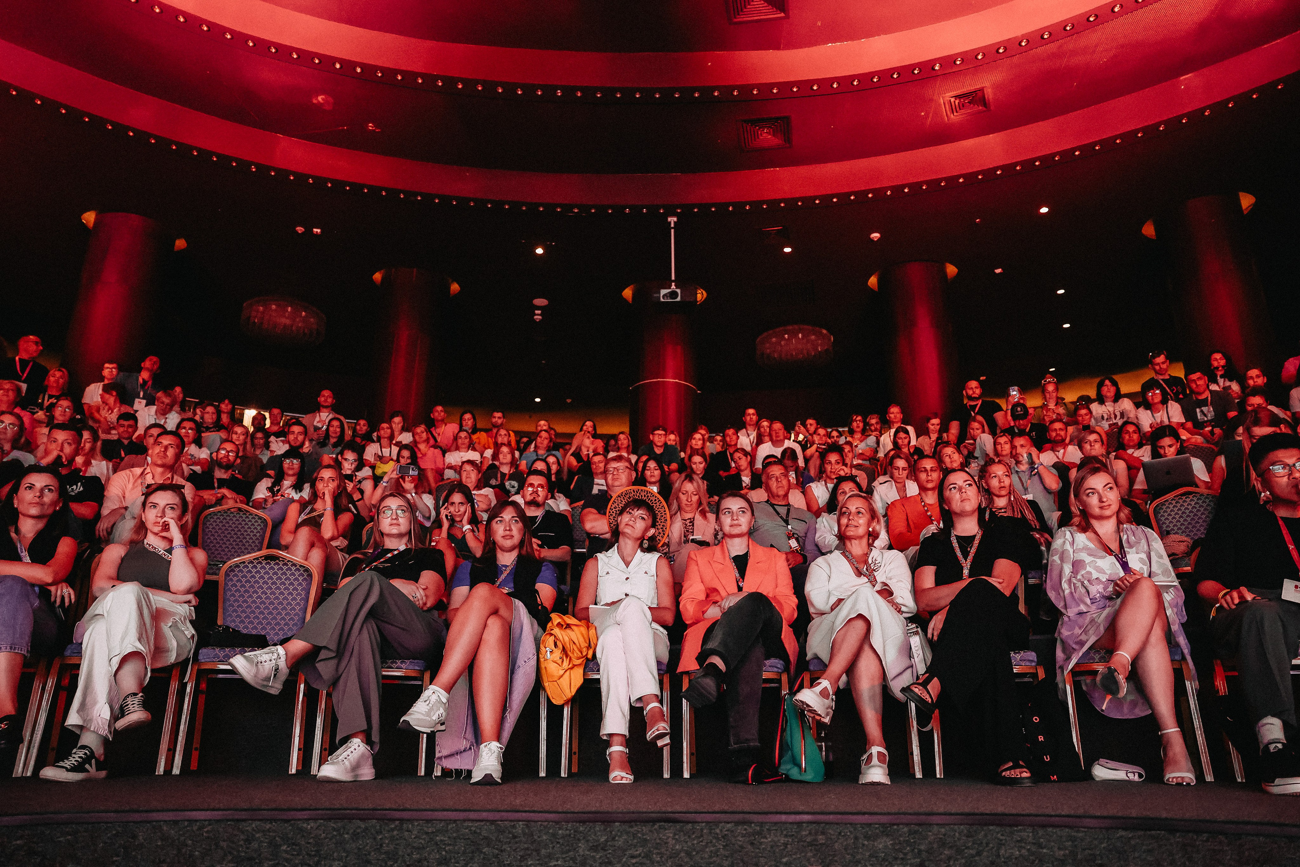 Конференции. Фотограф Аделина Raw