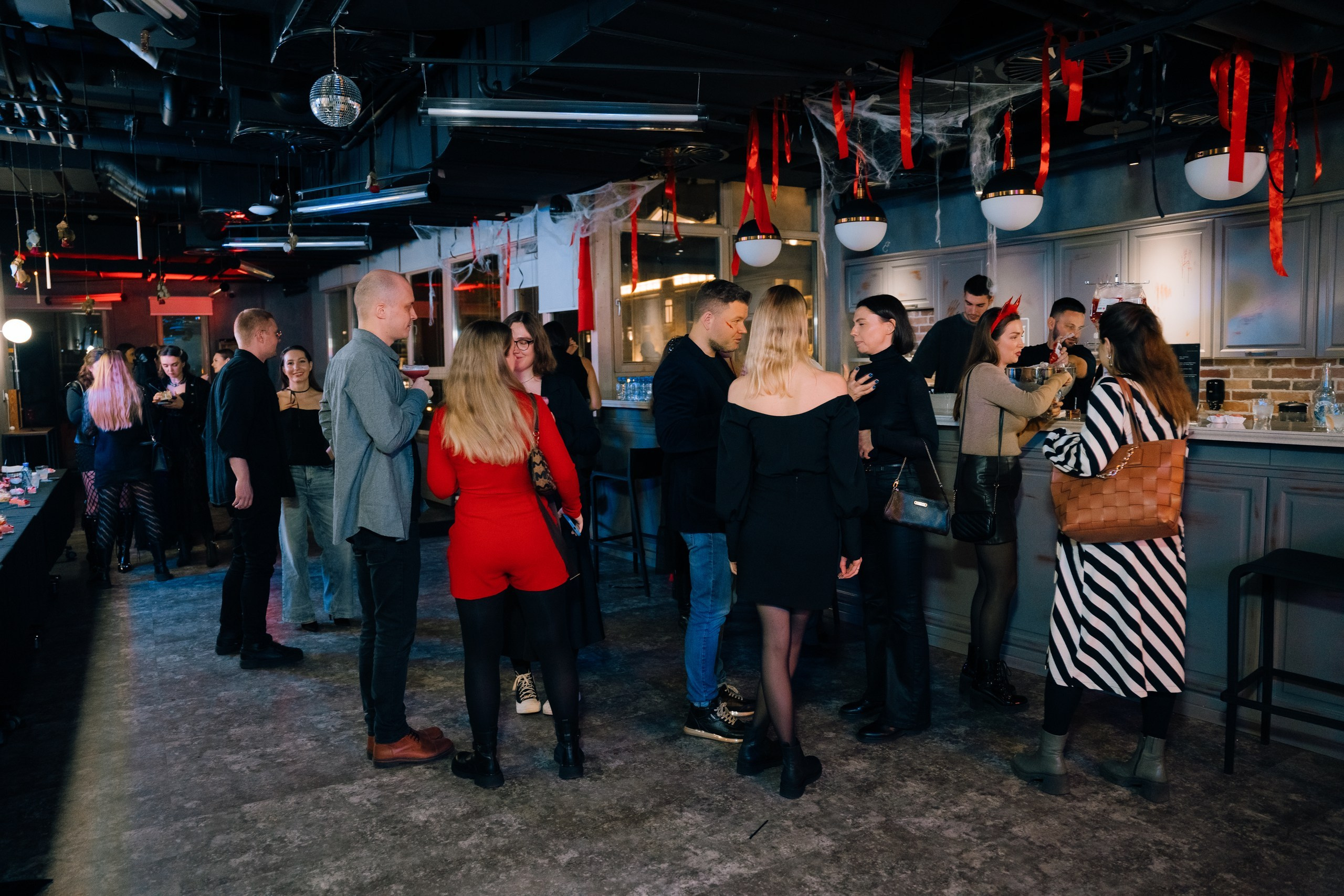 Centra Helloween. Фотограф Дмитрий Алехин. Репортажная съемка мероприятий в Москве