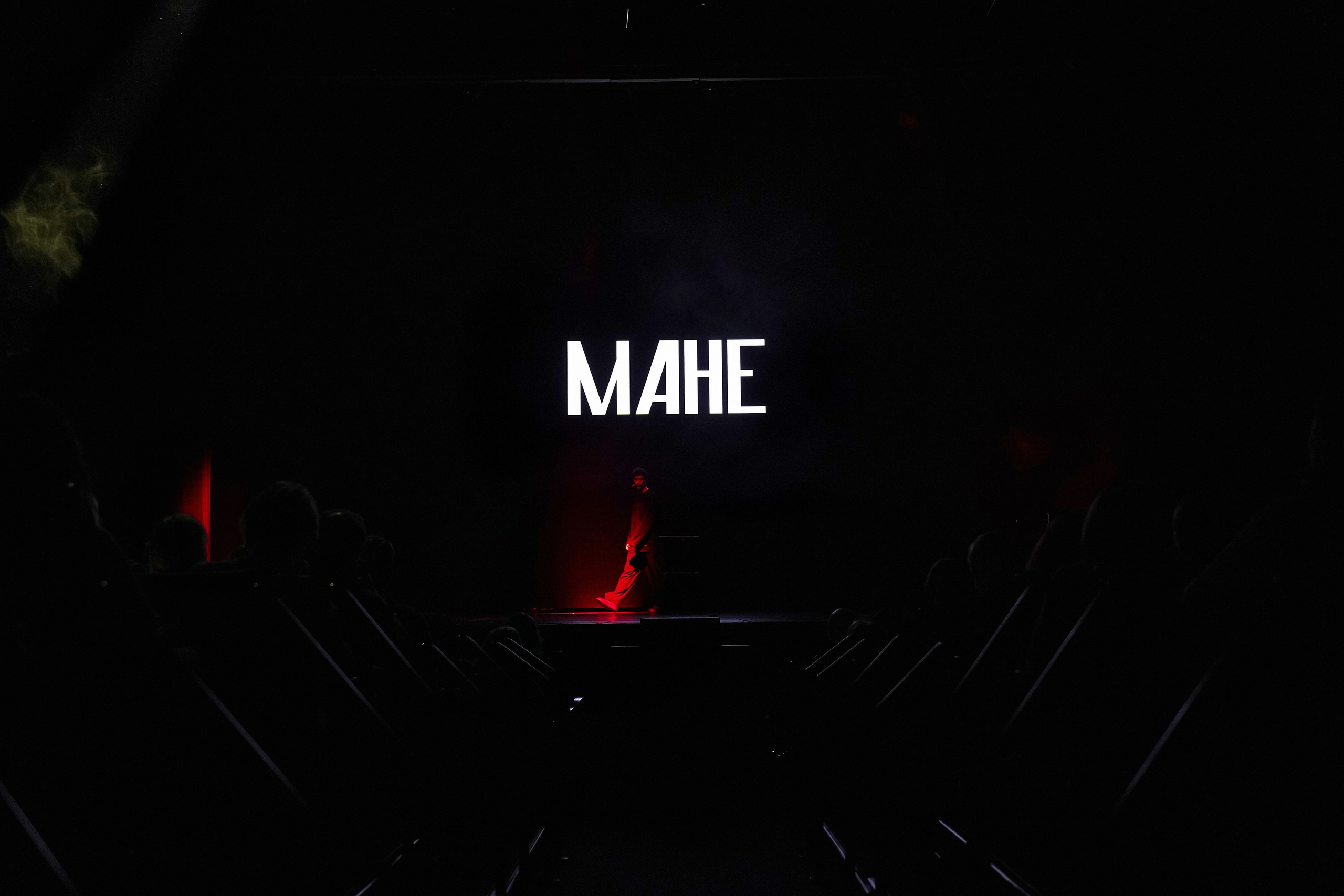 Спектакль МАНЕ. Фотограф