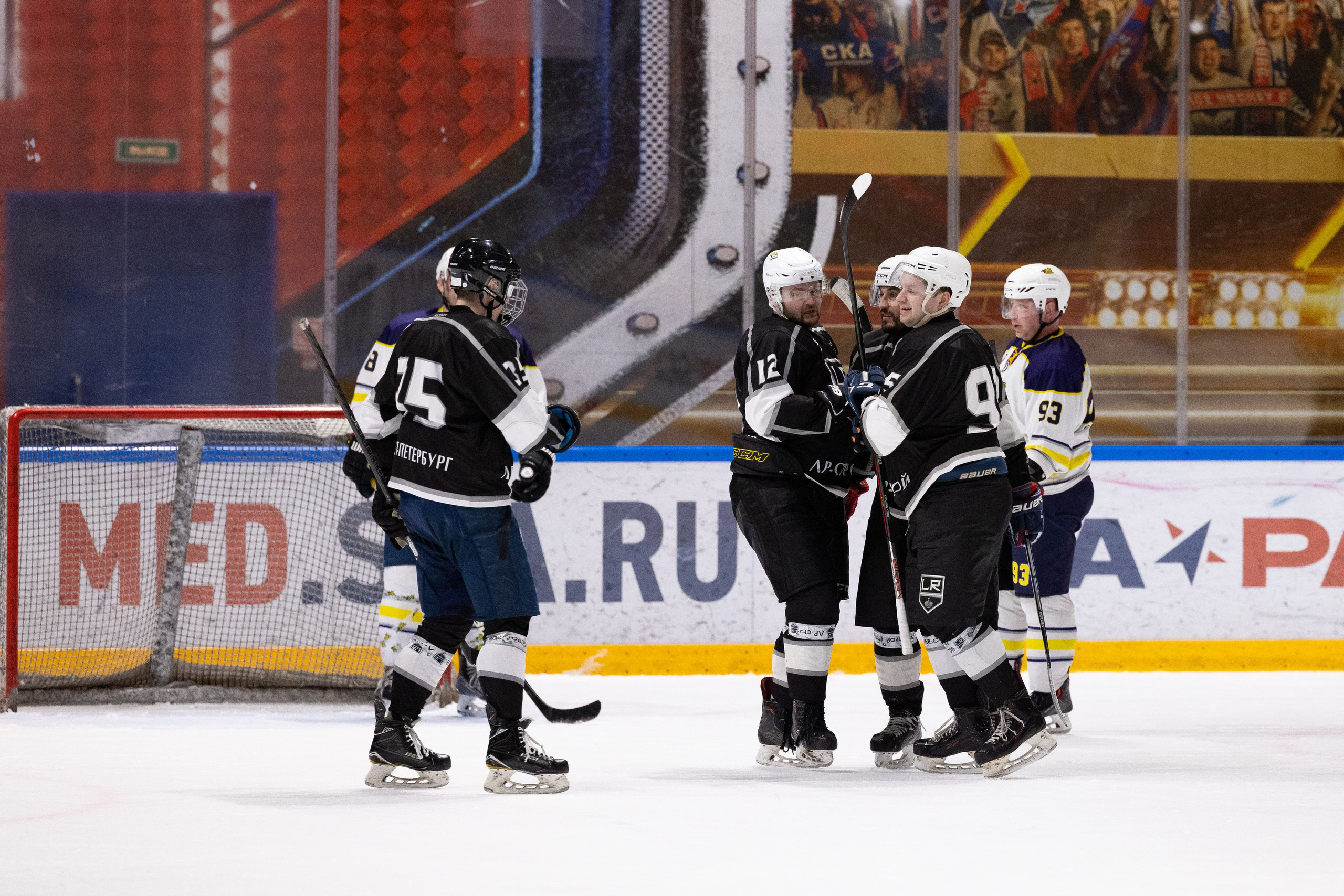 Бульдозер vs. LR-строй. Фотограф Александр Заломаев