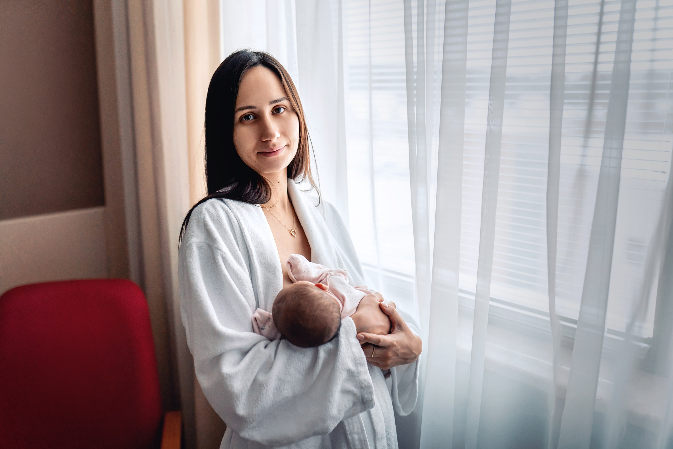 Выписка из роддома Лапино. Фотограф на выписку из роддома Москва. Фотограф \ Видеограф на Крещение, Венчание Москва| Семейные съемки