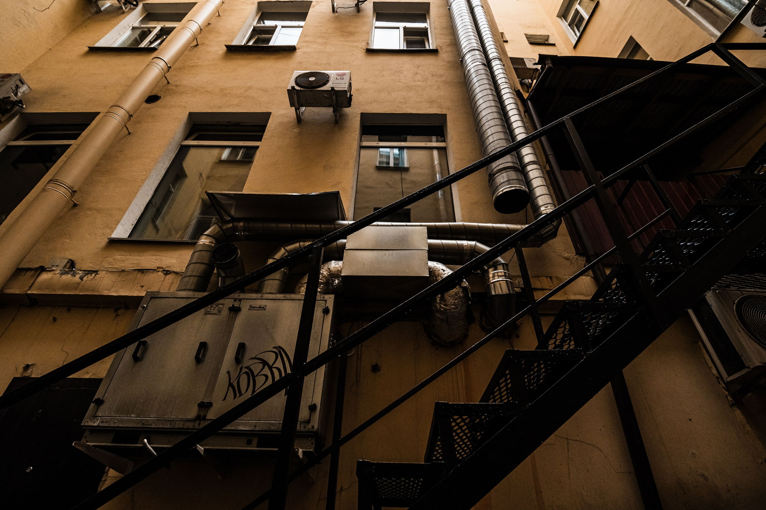 Невский проспект, 74-76