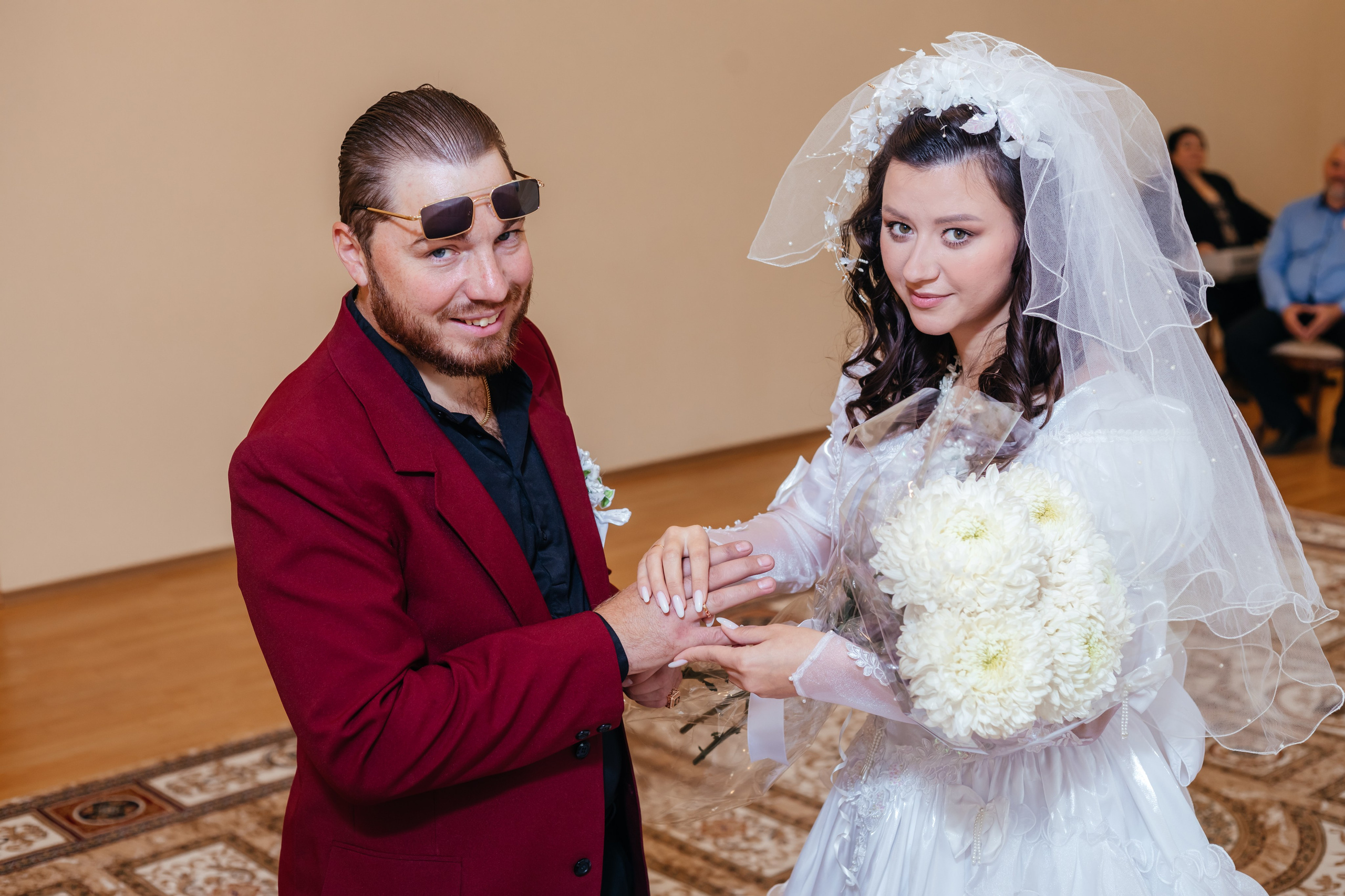 Свадебная фотосессия в стиле 90-х. Свадебный и семейный фотограф в Краснодарском крае Мария Данилкина