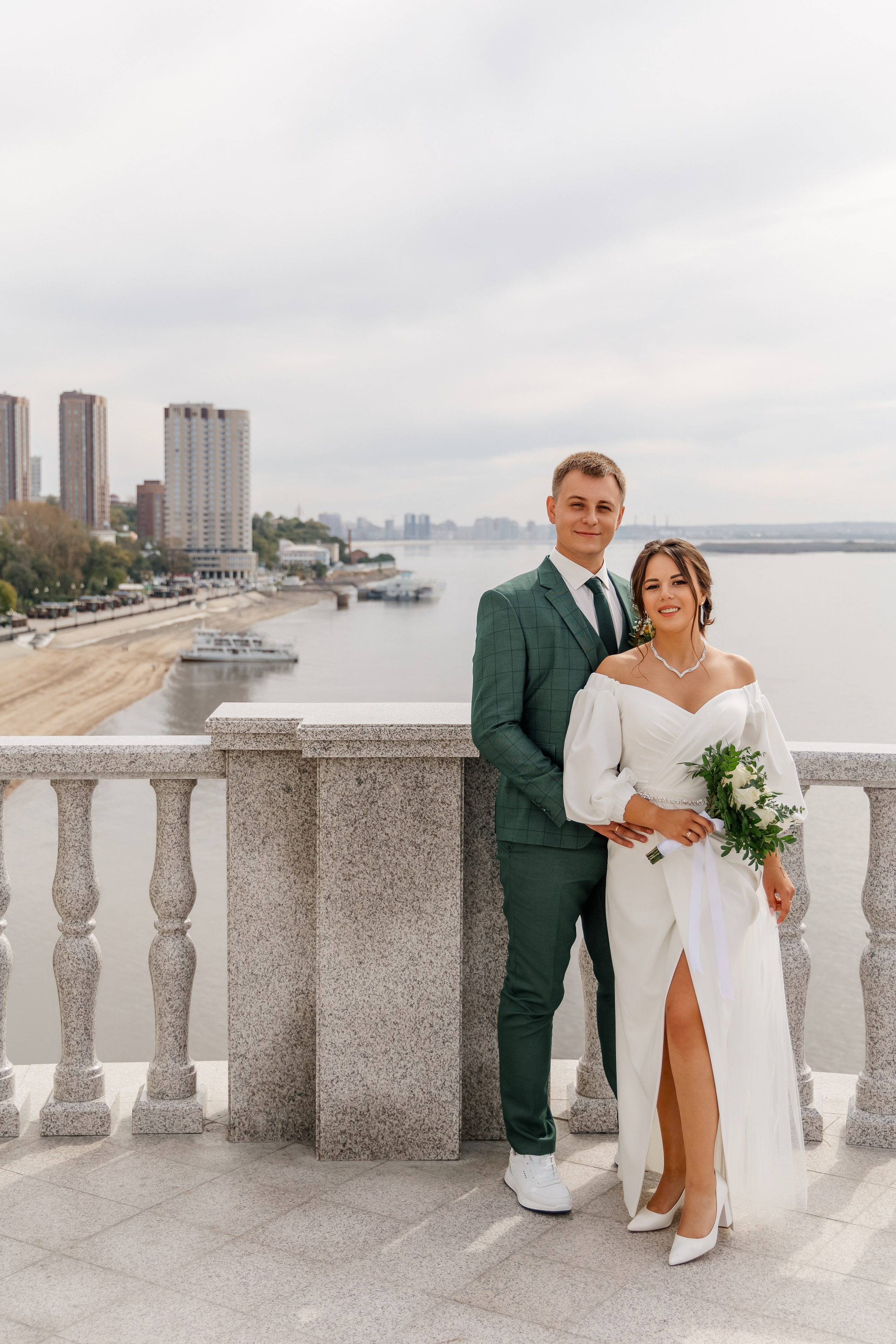 Олег и Юлия. Свадебная прогулка. Свадебный фотограф в Хабаровске