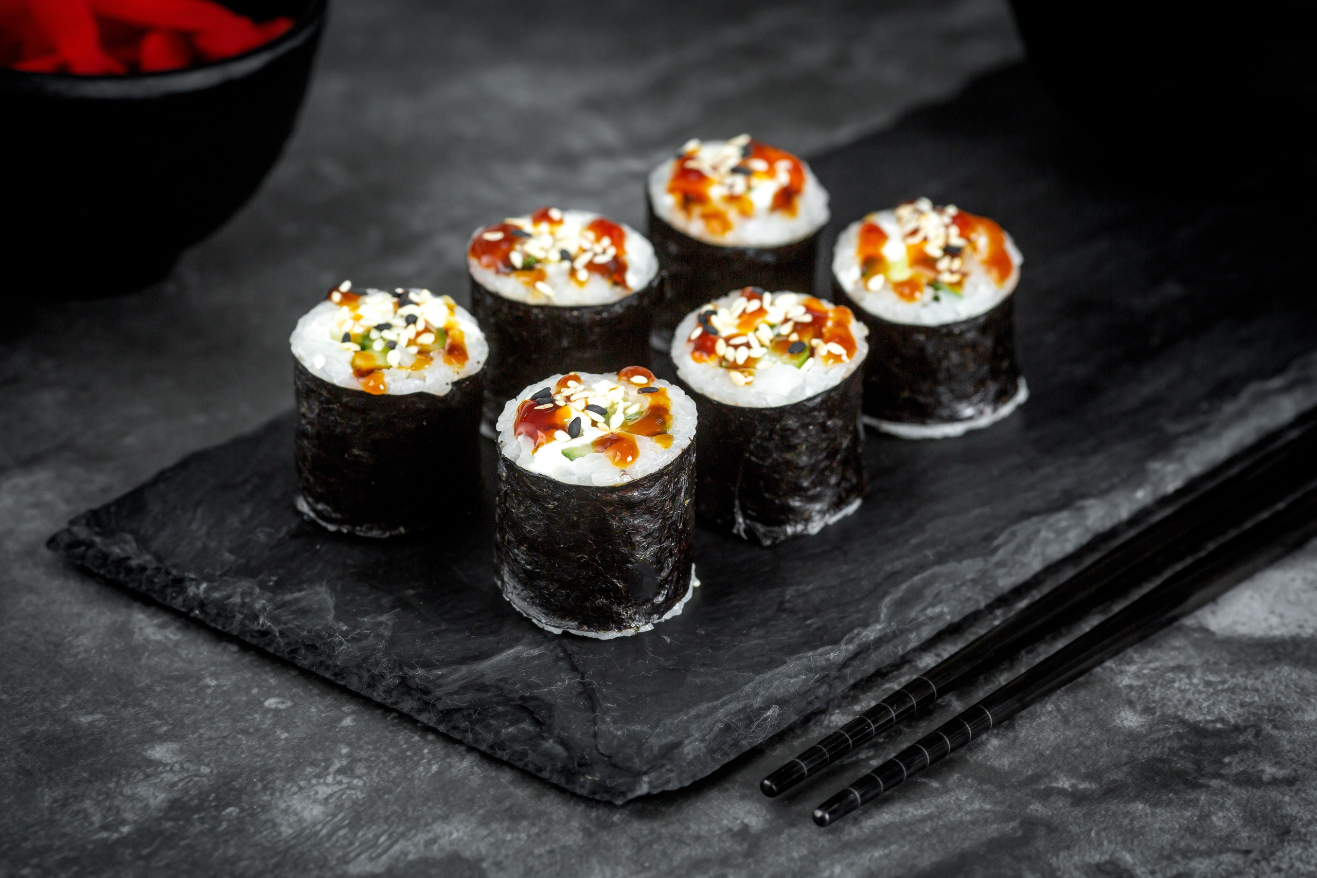 «Цунами». Рекламный фотограф для вашего бизнеса. Съемка интерьеров, меню отелей, кафе и ресторанов