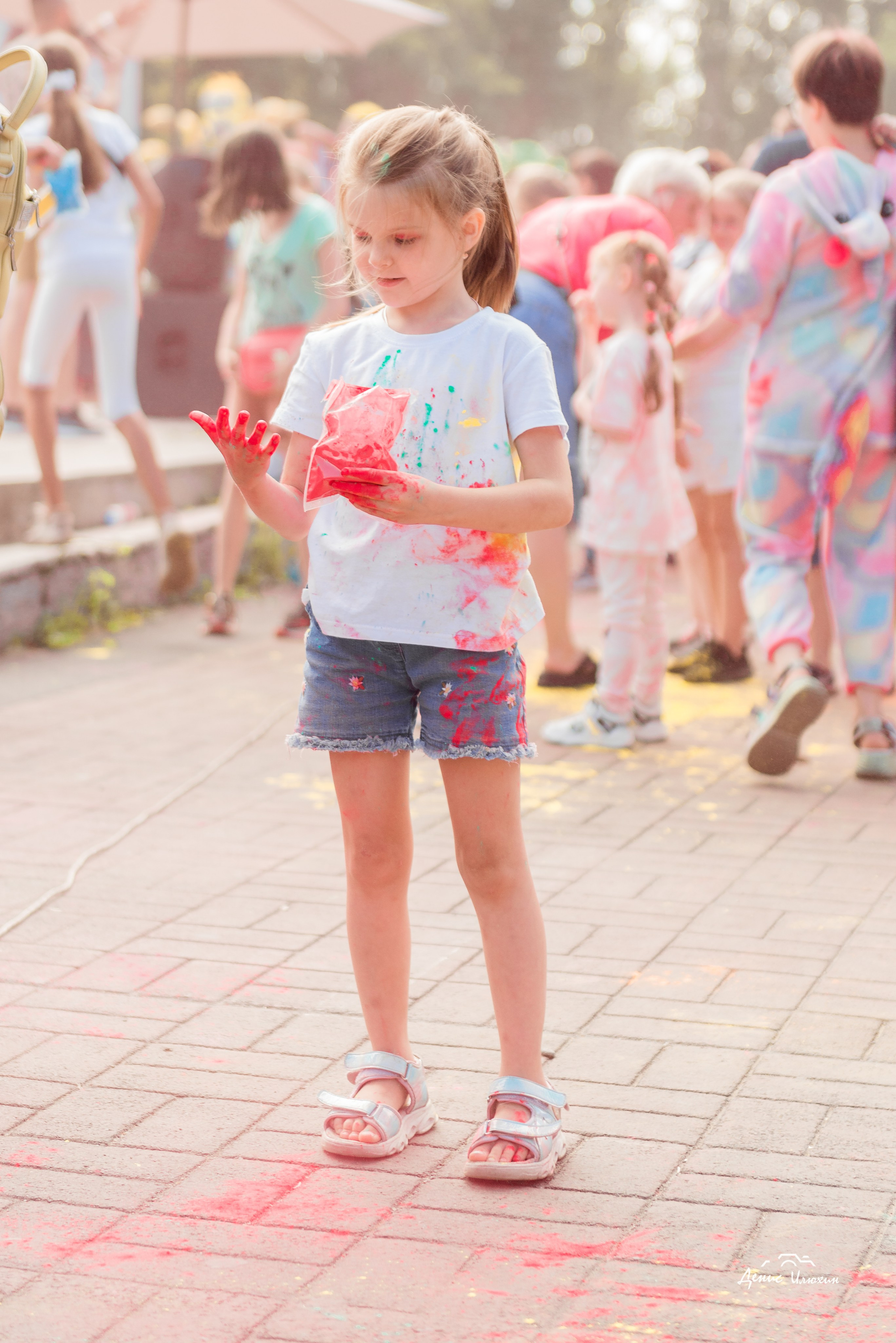 Краски Холи в Комсомольском Парке 2023. Детский фотограф, семейный фотограф и репортажи в Кемерово