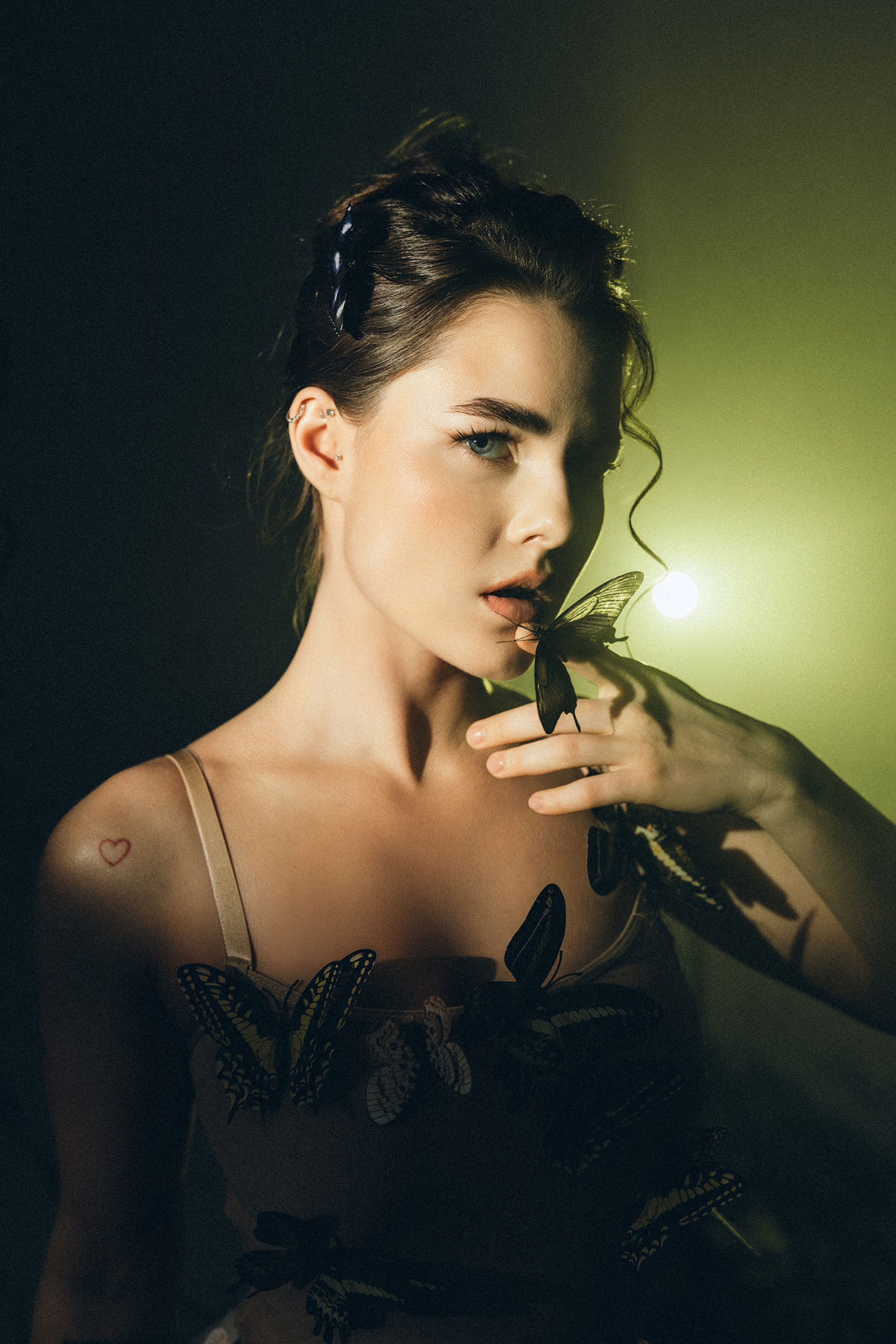 Мария с бабочками. Фотограф в Москве Ангелина Ким