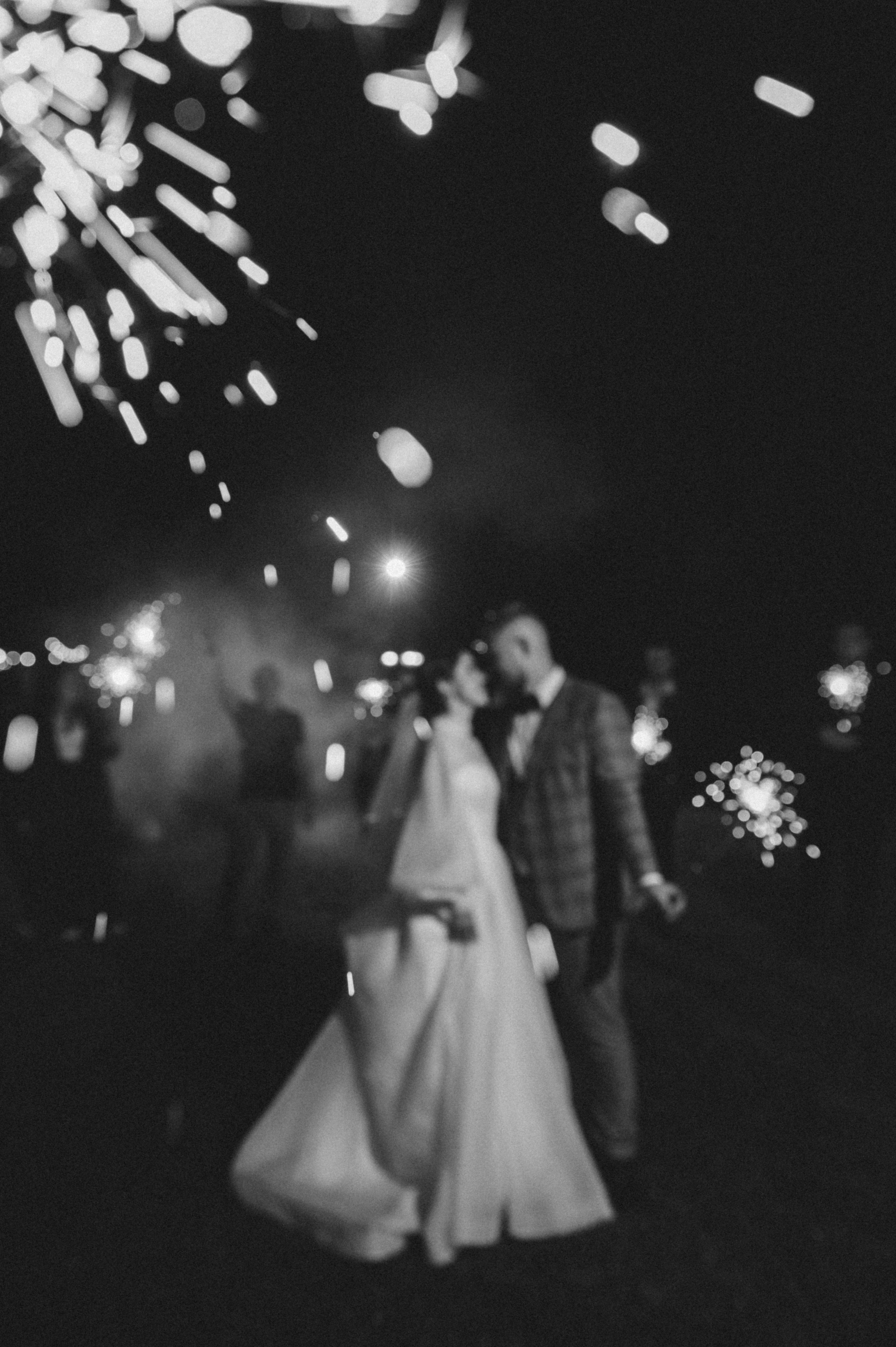 Дождик свадьбе не помеха! Гребнево, Барин. Свадебный и семейный фотограф Виктория Носачёва. Щелково, Москва и МО