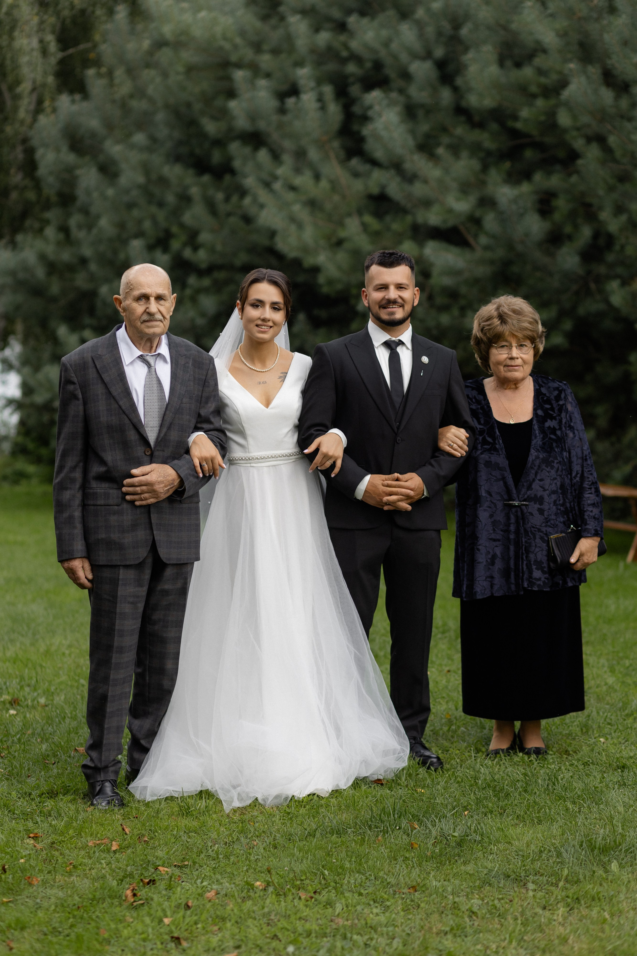 Свадьба Ксении и Артёма 02.08.2025: фотосессия в агроусадьбе Лабодянка | Анонс. Свадебный фотограф в Минске/Беларуси Сергей Спиридонов