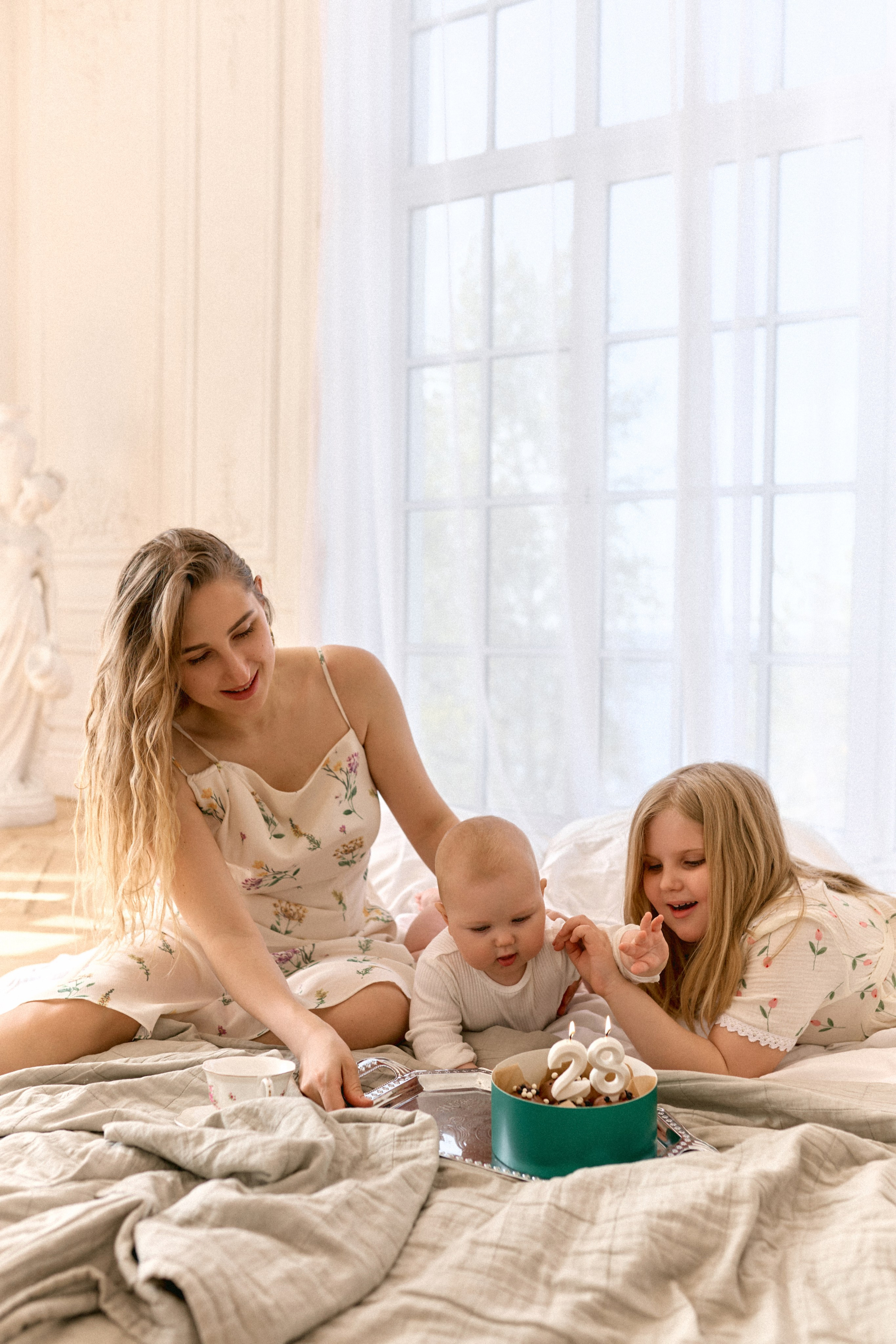 Таня, Саша и Тимоша. Сестры Карабаза. Фотографы и ретушеры в Москве и Санкт-Петербурге