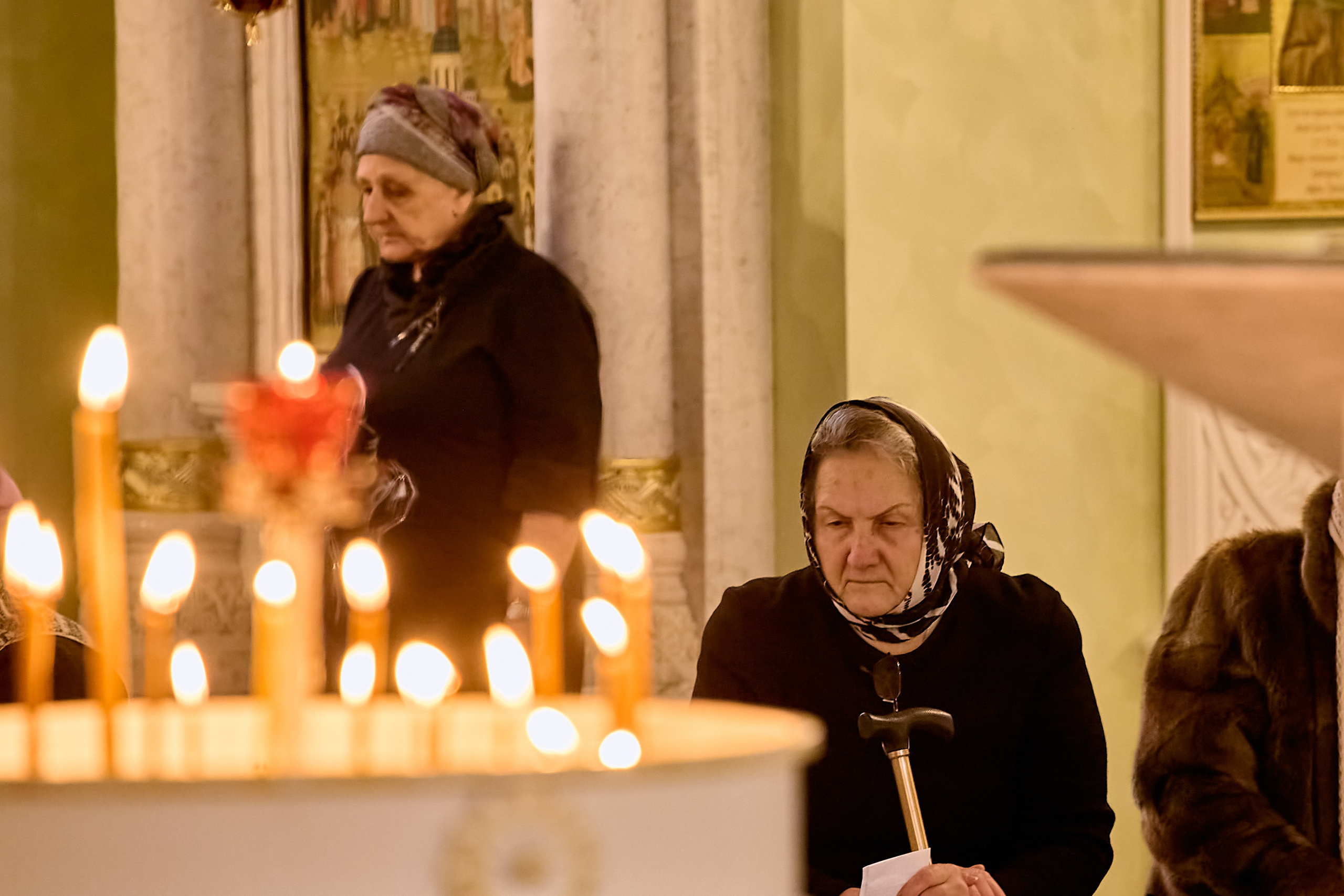 Фотографии Взрослый портрет в храме
