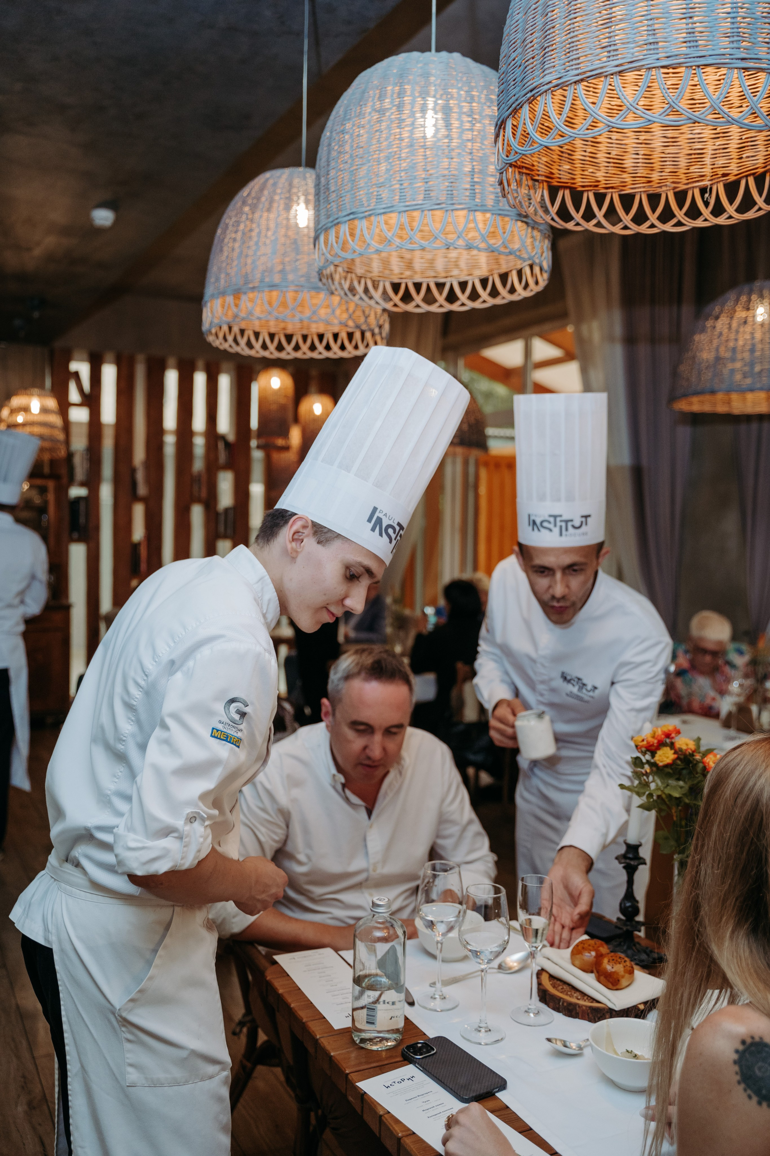 Открытый ужин с Mishlen Шеф Поварами. Репортажный и свадебный фотограф в Москве Рая Небогатова