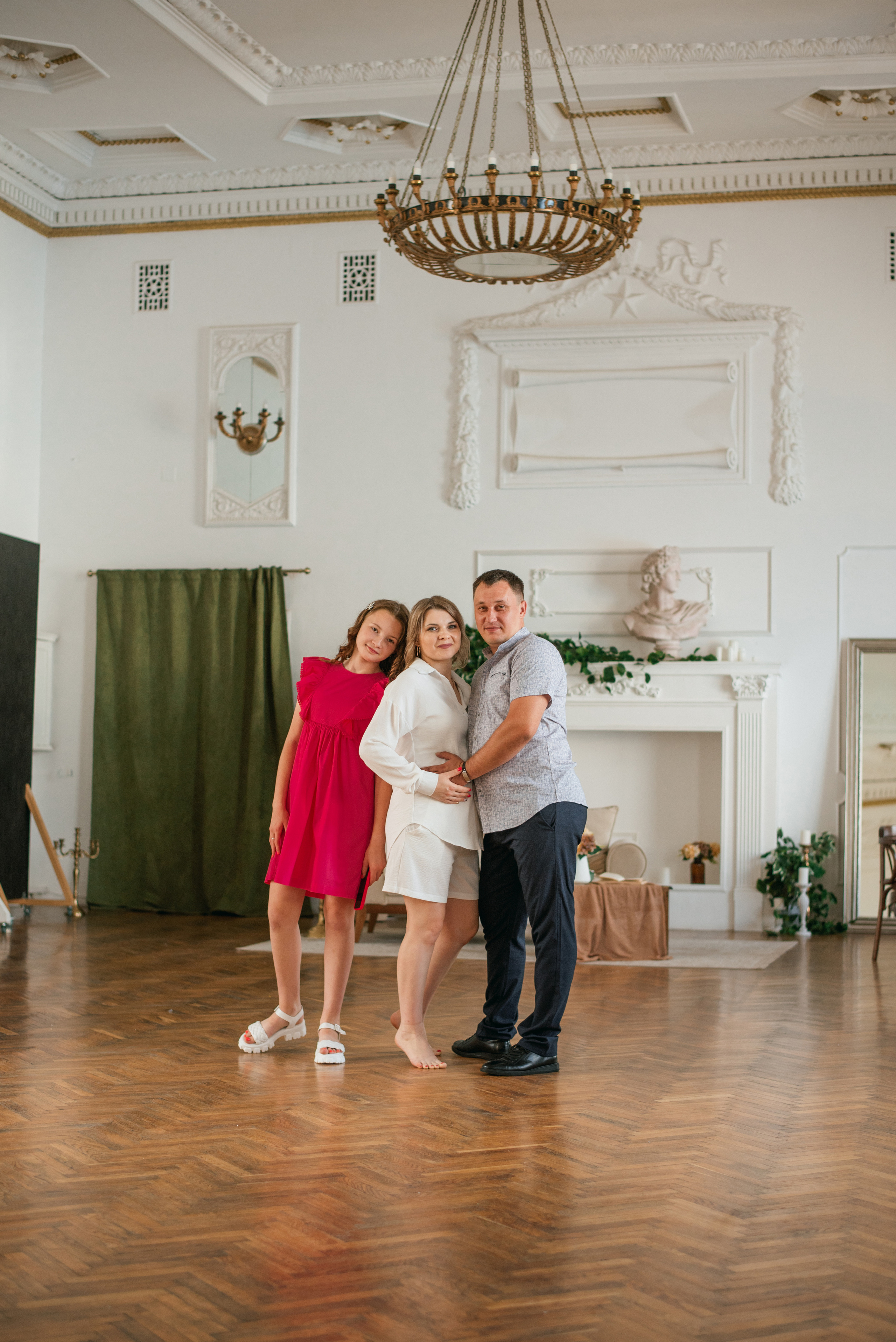 «В ожидании чуда» Сергей, Юля и Даша. Свадебный фотограф — фотограф на свадьбу в Воронеже — Свадебное фото