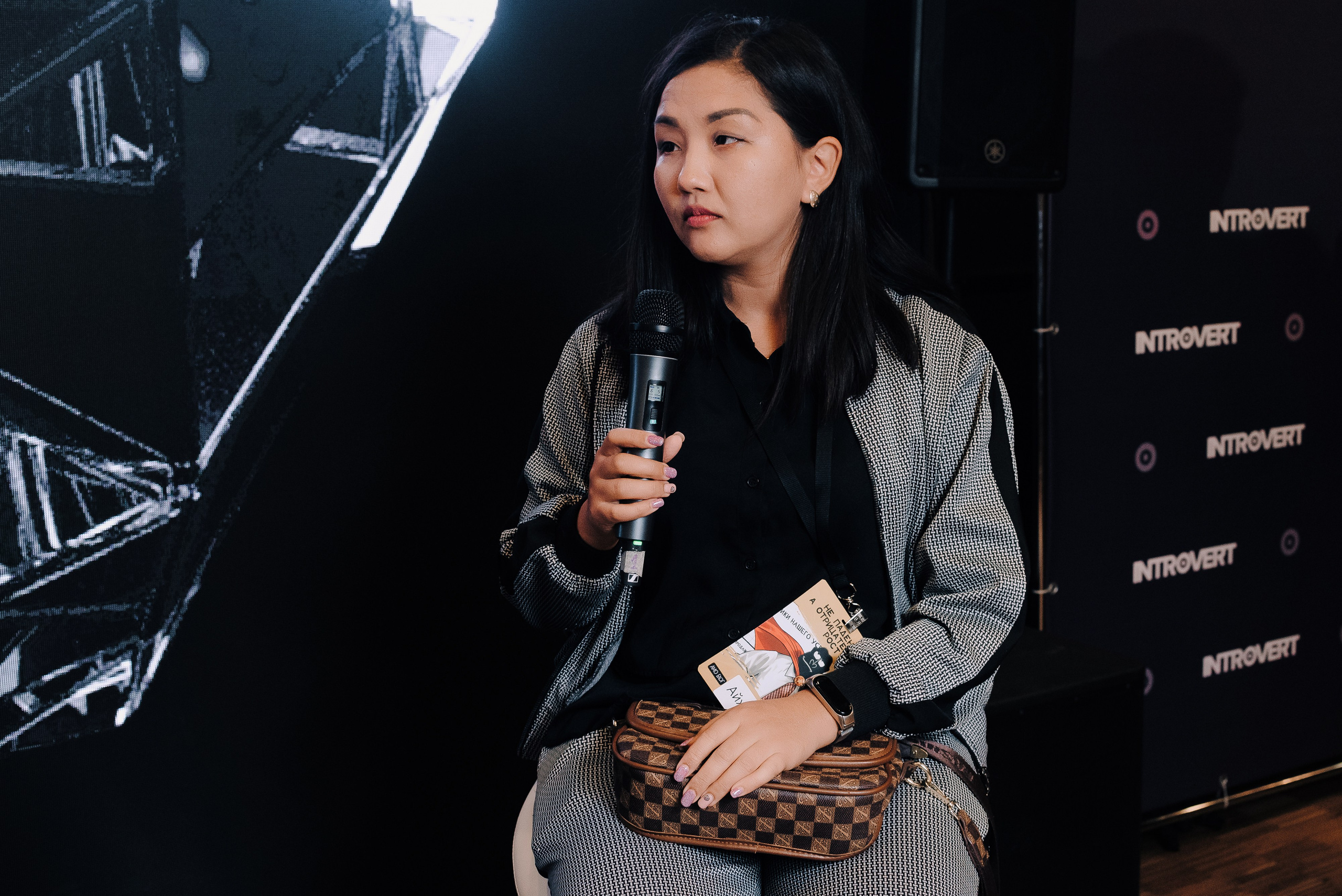 КОНФЕРЕНЦИЯ AMO CRM SIPUNI. Репортажный фотограф Зуев Роман г. Челябинск