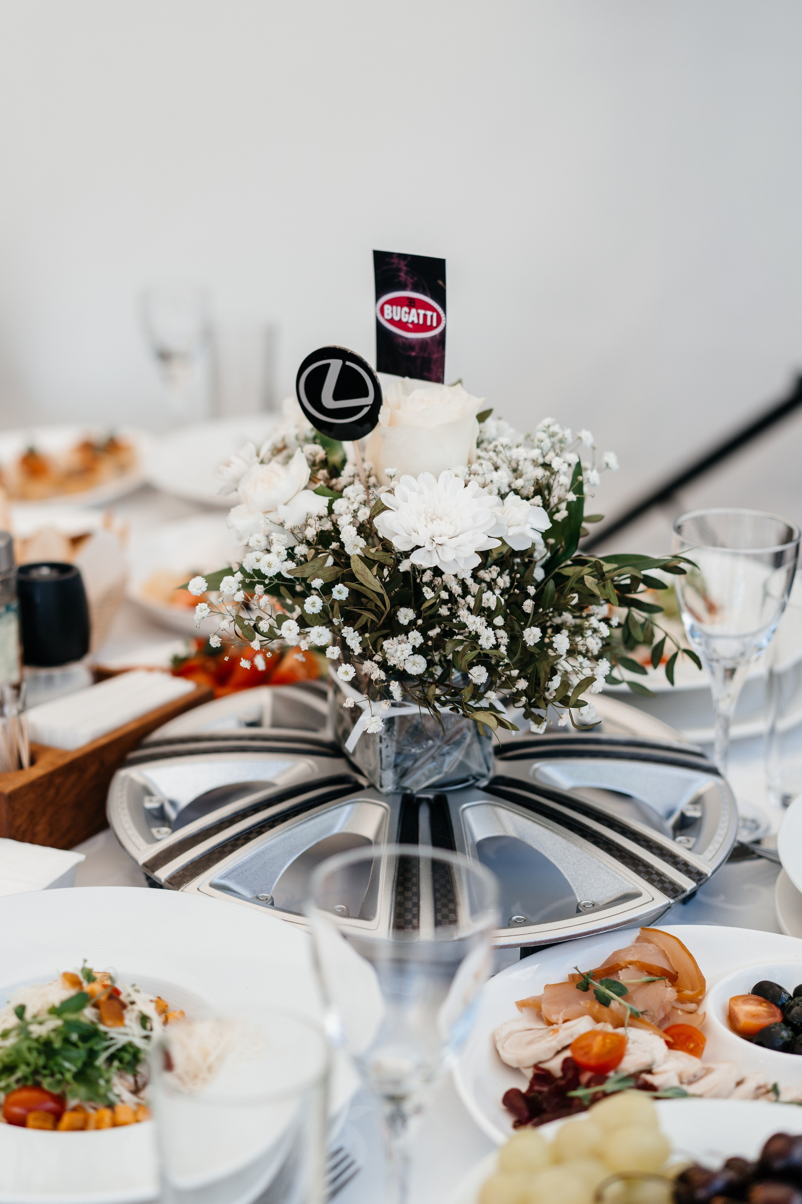 Анна & Евгений проект «Четыре свадьбы» на Пятнице. Свадебный фотограф Барнаул Алексей Павлов