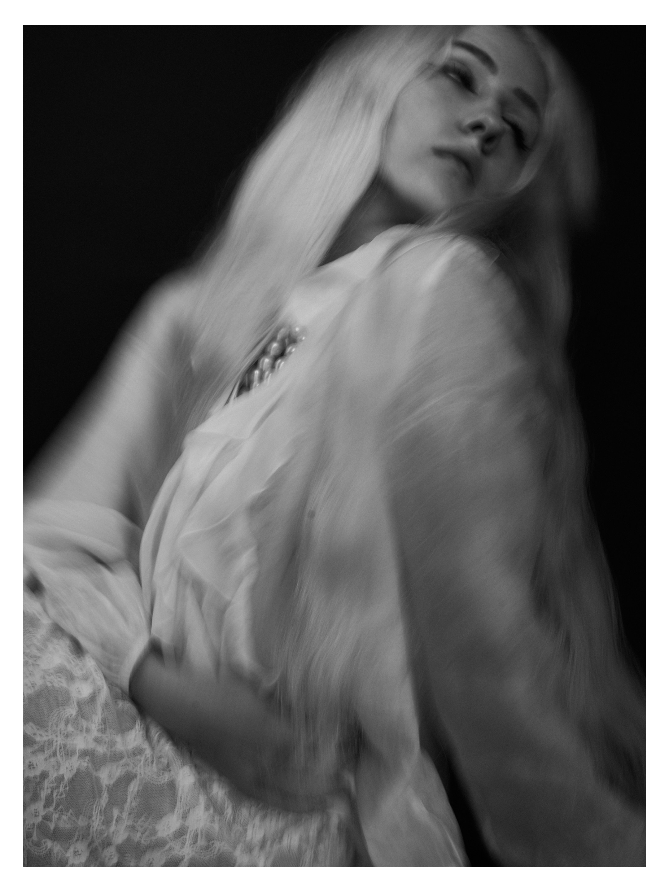 ☰. Портретный фотограф в Москве Никита Крук