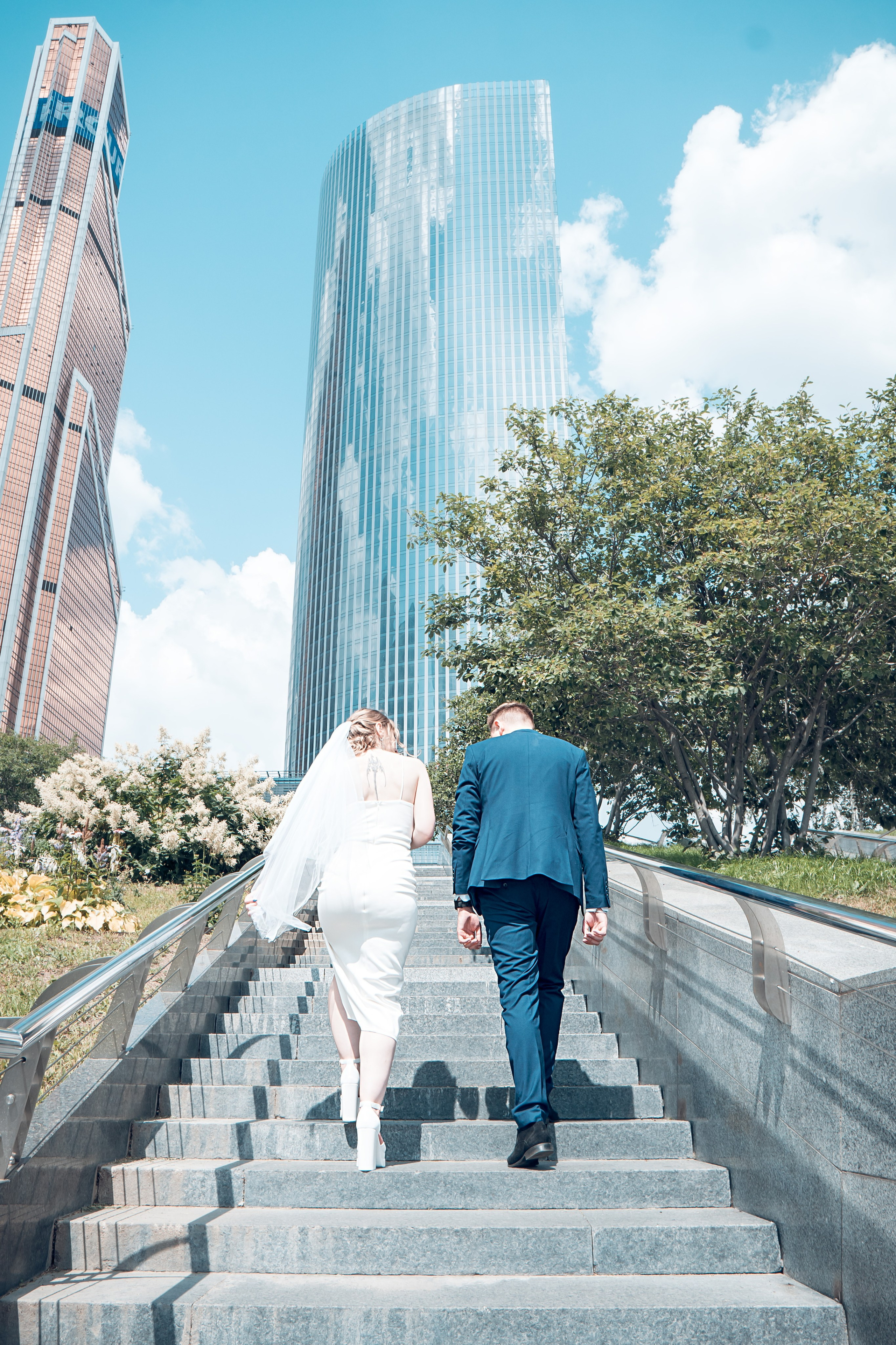 Love Story перед свадьбой с фотографом в Москве — Предсвадебная съёмка