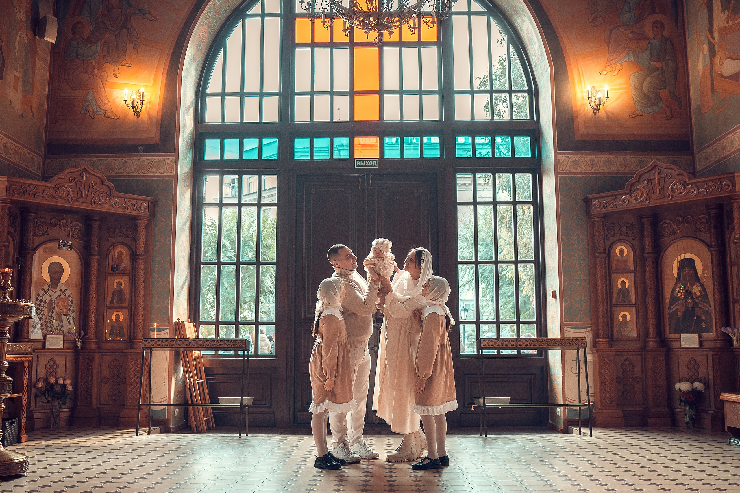 Таинство Крещения Красноярск. Фотограф на Крещение и Венчание в Красноярске Рамазанова Юлия