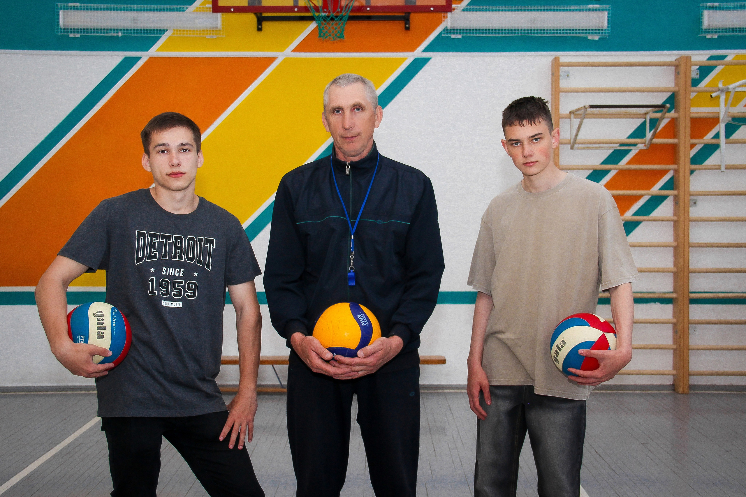 9-11 классы СЪЁМКИ ВЫПУСКНЫХ И ПОСЛЕДНИХ ЗВОНКОВ. Выпускные альбомы для школ и Детских садов в Барнауле /Выпускные/Свадебные/Детские/Семейные и др. виды съёмок /Фотограф Вера Валейко