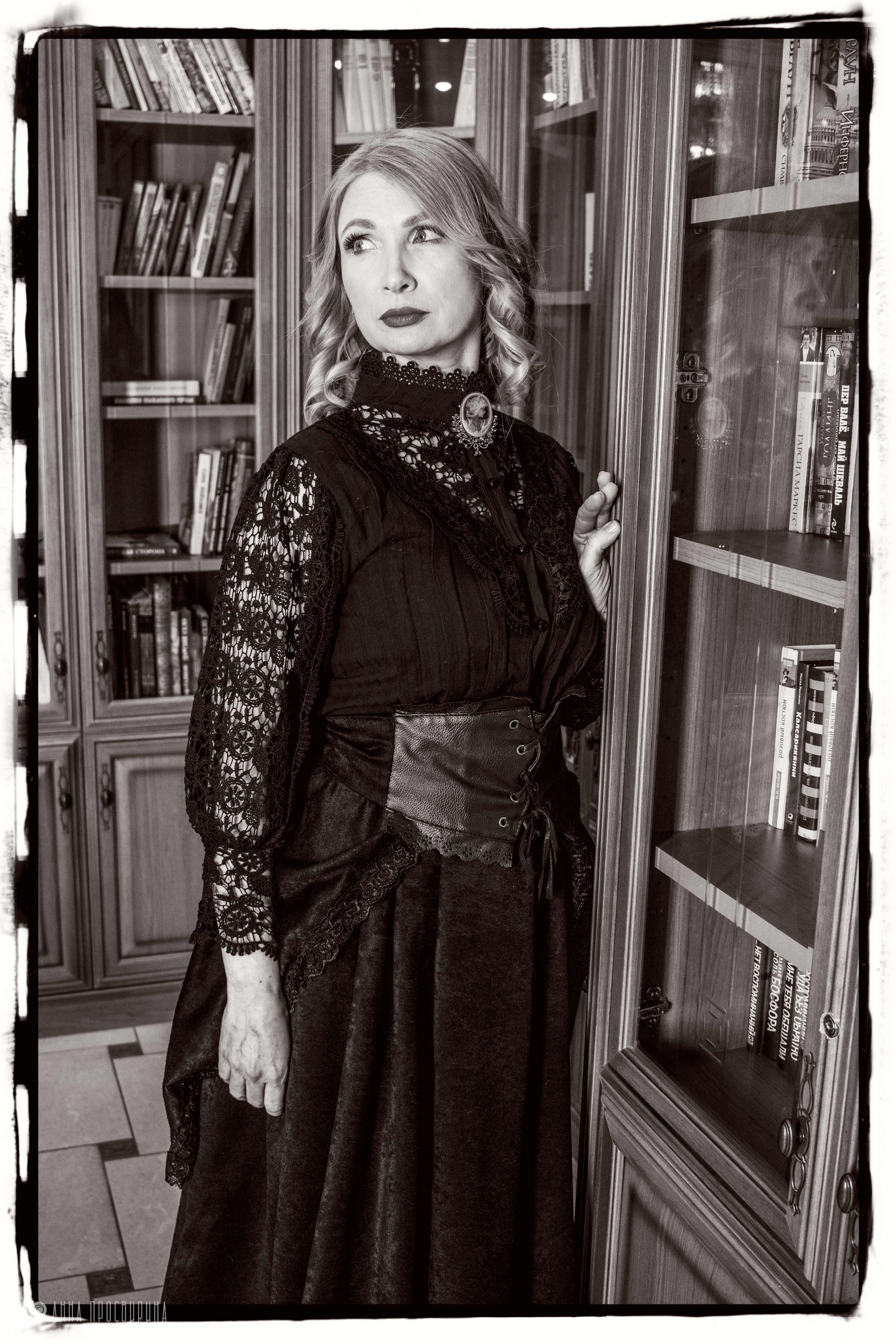 Тематическая фотосессия в библиотеке. Ваш фотограф в Санкт-Петербурге Анна Просвирина