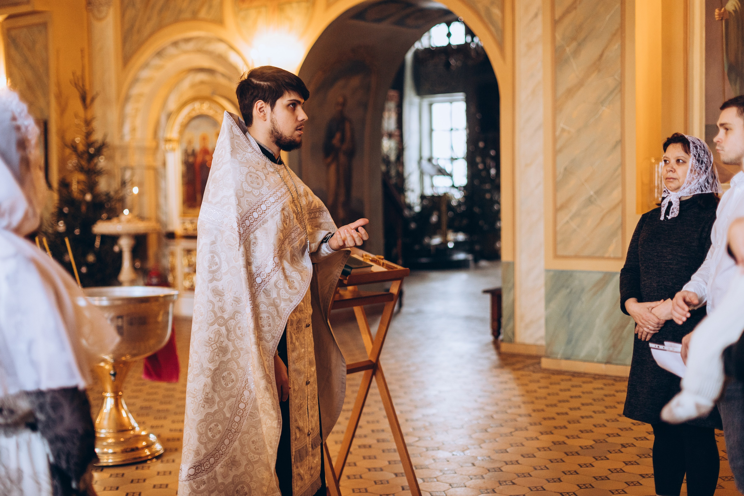 Крещение в Храме Знамения Божией Матери и свв. Жён-Мироносиц. Свадебный и семейный фотограф в Нижнем Новгороде Екатерина Наймарк