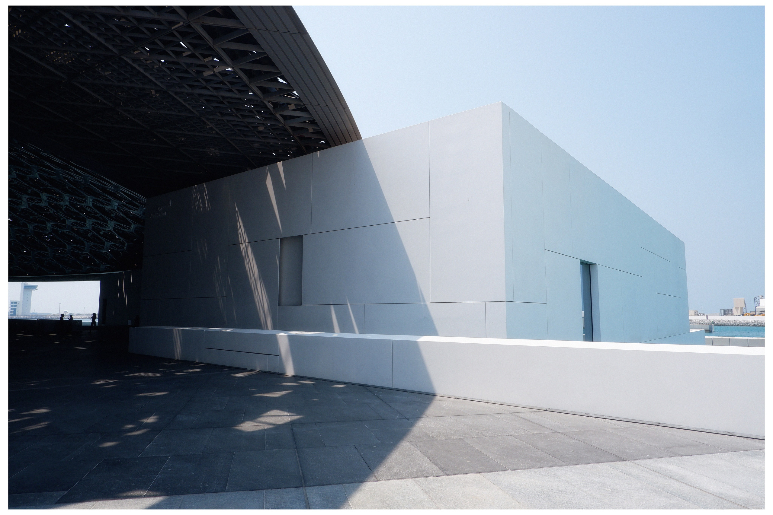 UAE. ANNA — PHOTOGRAPHER