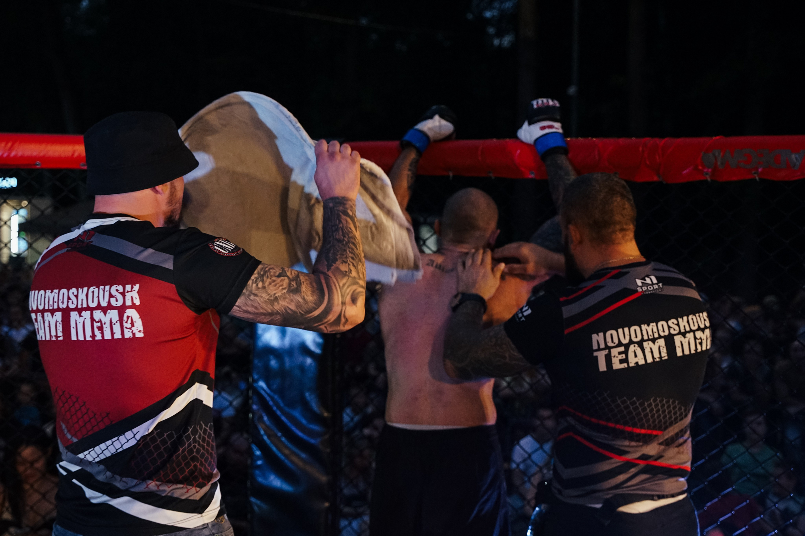 Вечер боев в ЦПКиО. Фотограф Надежда Погребняк | Рязань | Москва